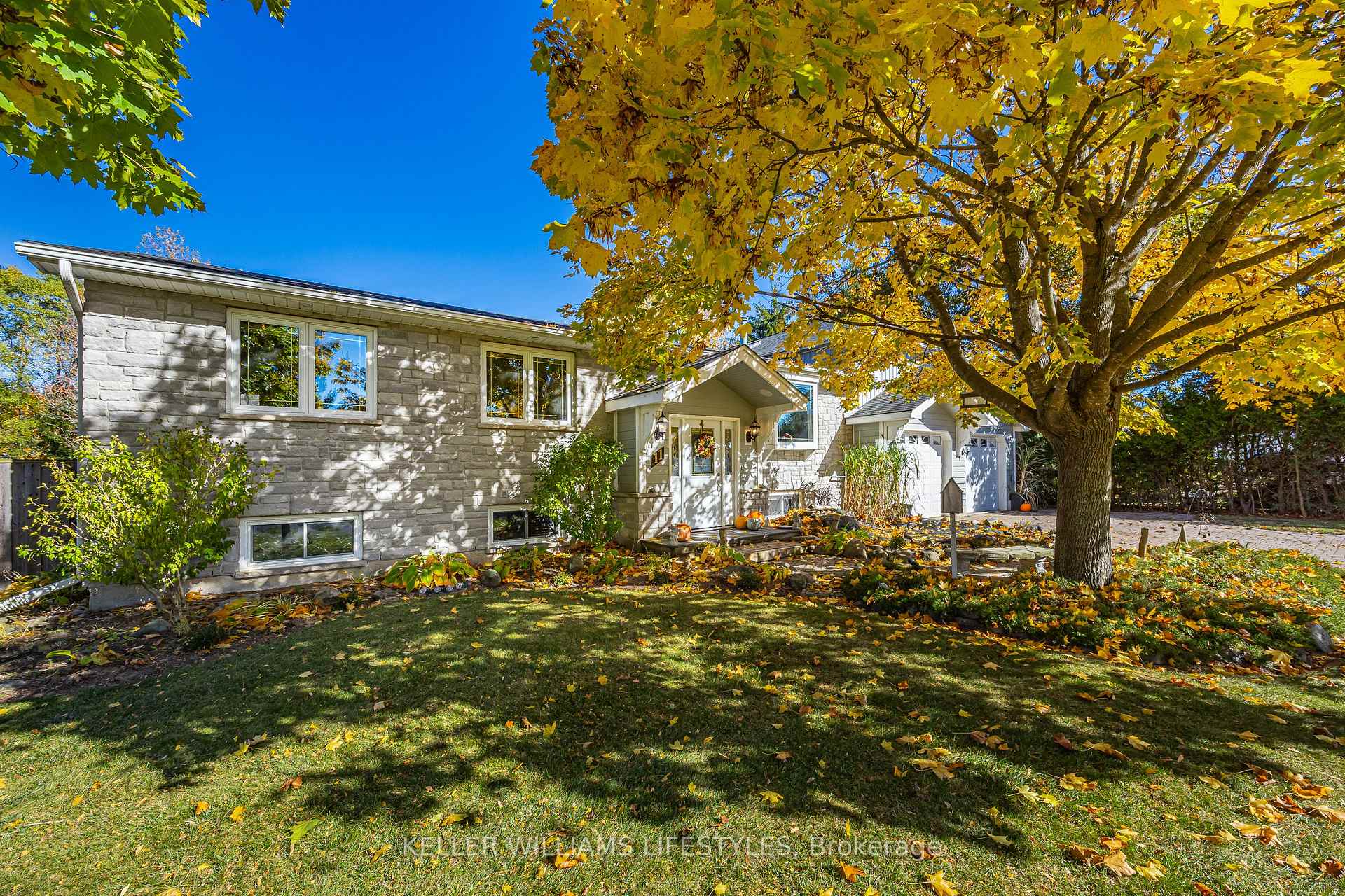 Photo 1 of 11 Hawthorn Crescent, North Middlesex, Nairn — HOMEH