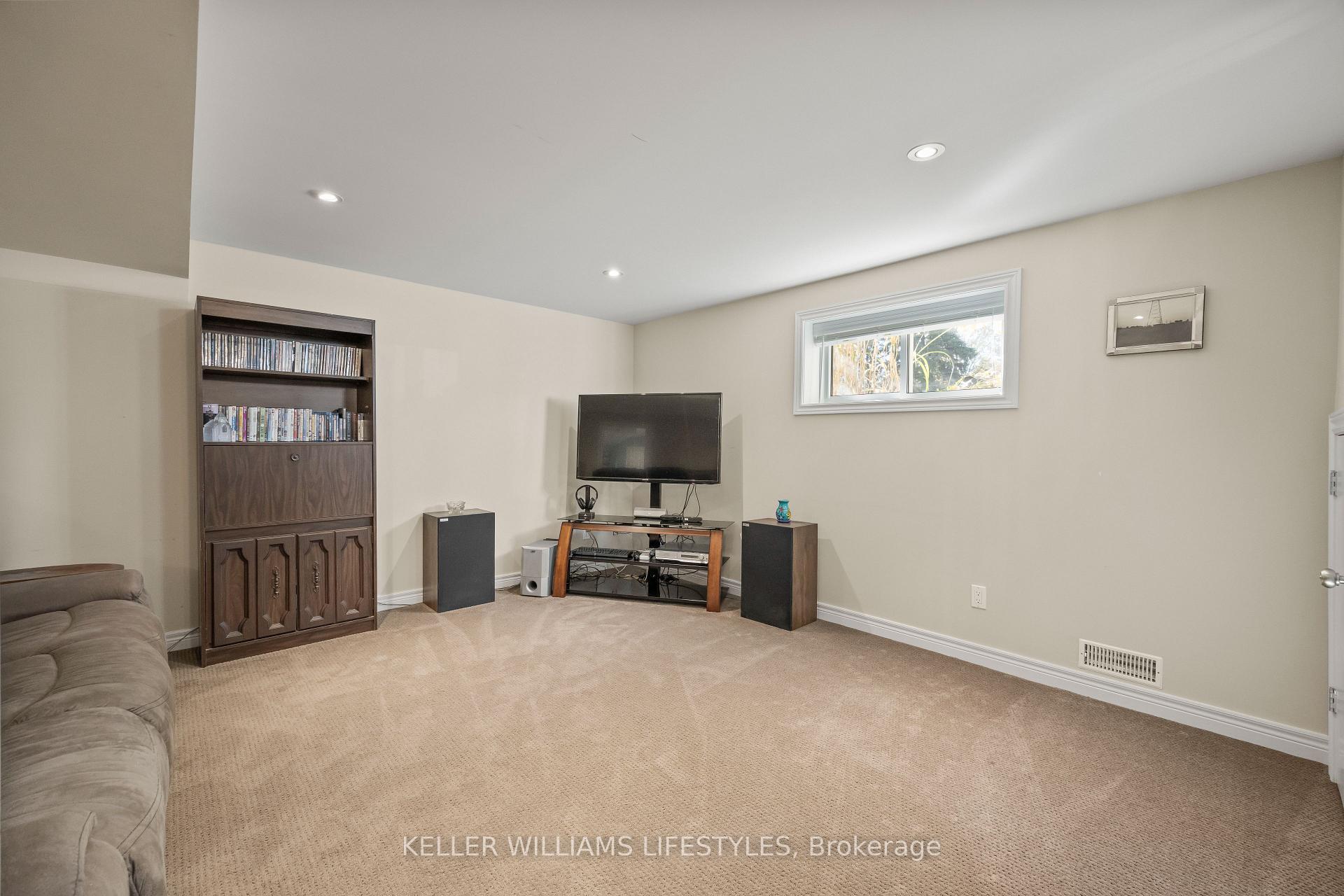 Photo 27 of 11 Hawthorn Crescent, North Middlesex, Nairn — HOMEH