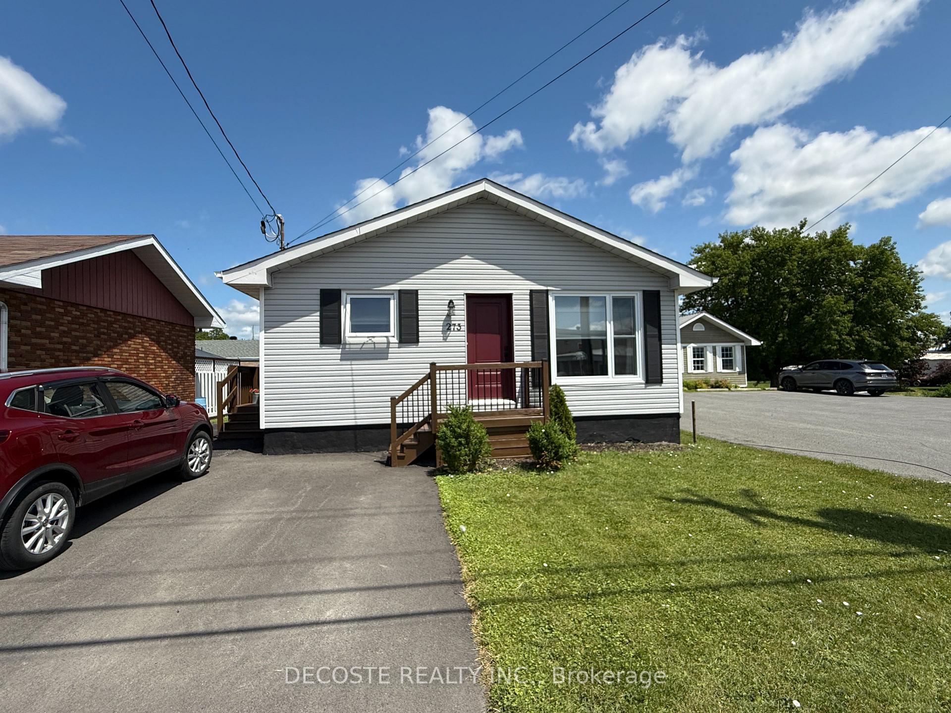 Photo 3 of 273 Main Street S, North Glengarry, Alexandria — HOMEH