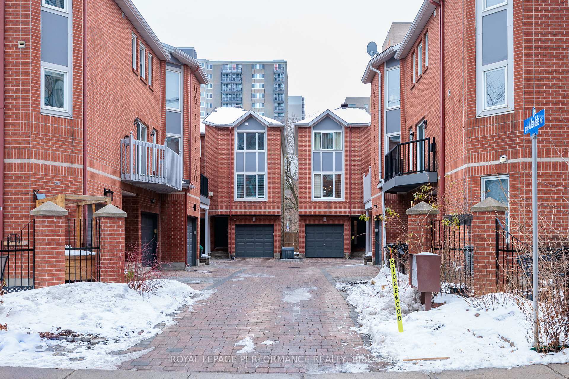 Photo 1 of 9 Allendale Private, Ottawa, Ottawa Centre — HOMEH