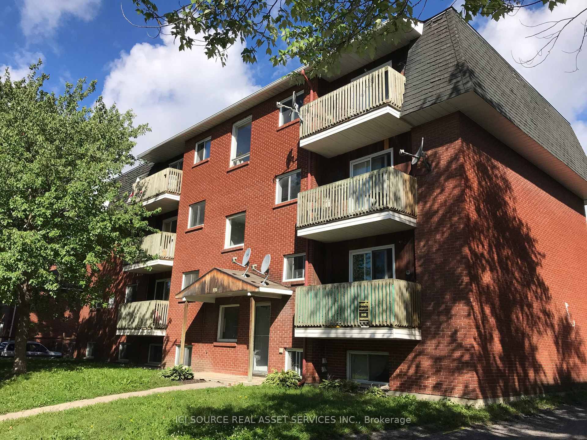 Photo 6 of Unit 3, 225 Presland Road, Ottawa, Overbrook/Castle Heights — HOMEH