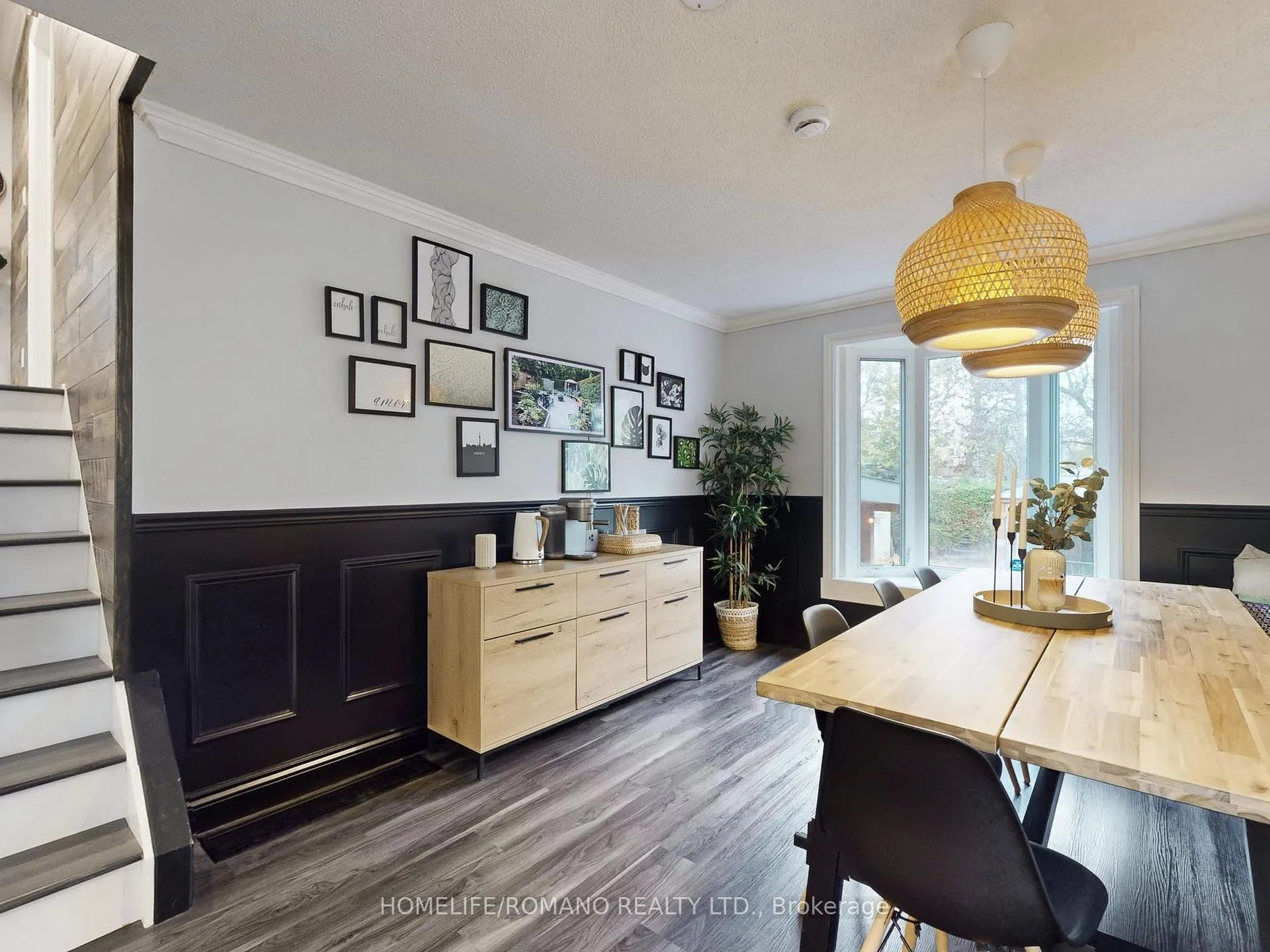 Photo 20 of 686 Irwin Crescent, Newmarket, Huron Heights-Leslie Valley — HOMEH