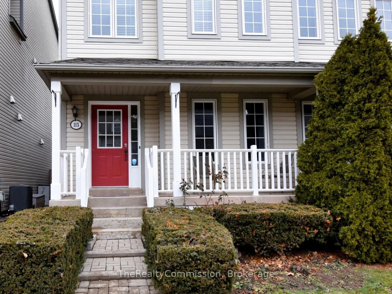 Photo 3 of 115 Gatwick Drive, Oakville, River Oaks — HOMEH