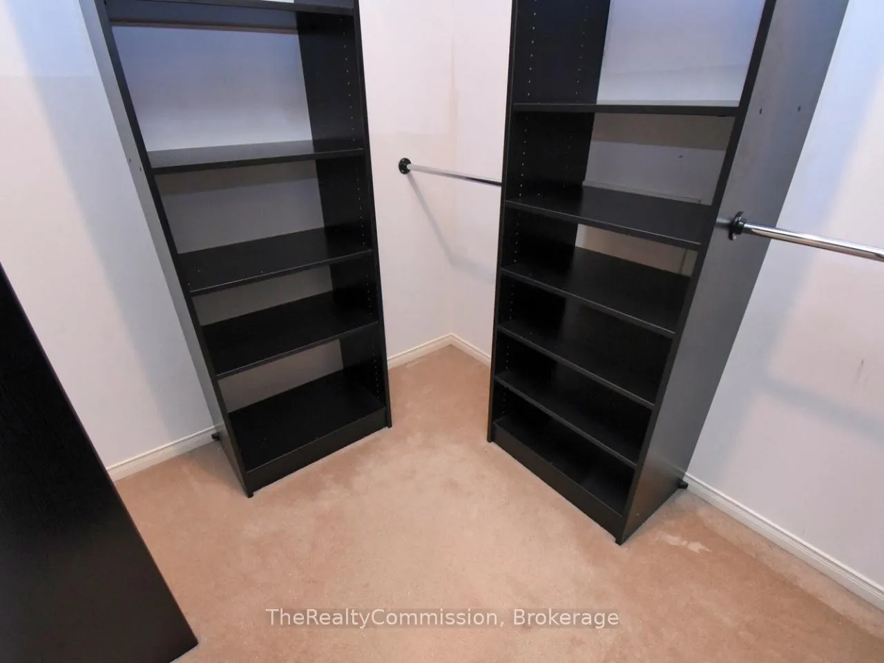 Photo 31 of 115 Gatwick Drive, Oakville, River Oaks — HOMEH