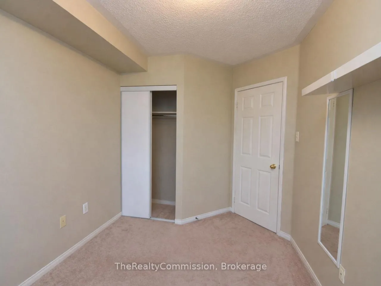 Photo 36 of 115 Gatwick Drive, Oakville, River Oaks — HOMEH