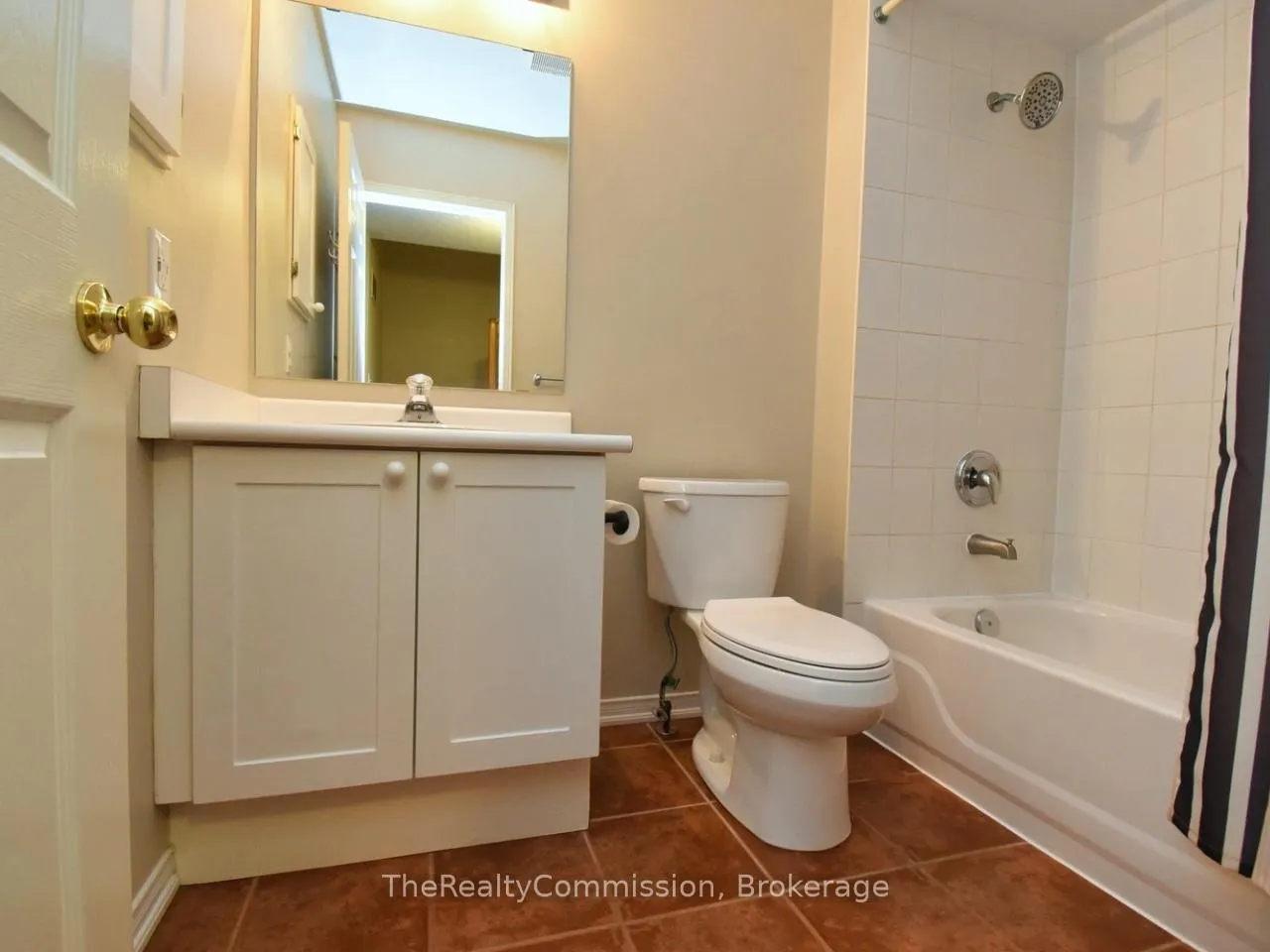 Photo 38 of 115 Gatwick Drive, Oakville, River Oaks — HOMEH