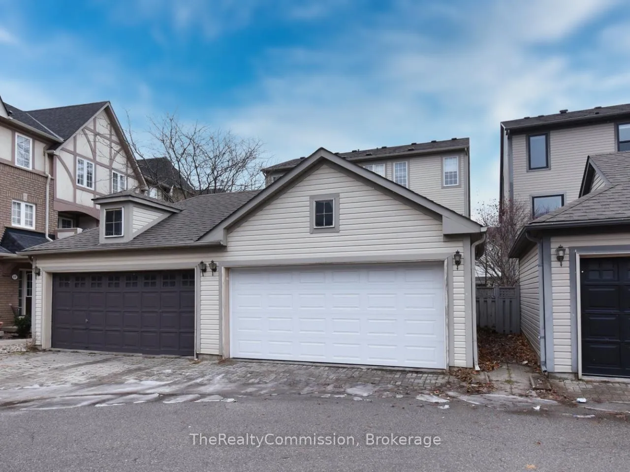 Photo 42 of 115 Gatwick Drive, Oakville, River Oaks — HOMEH