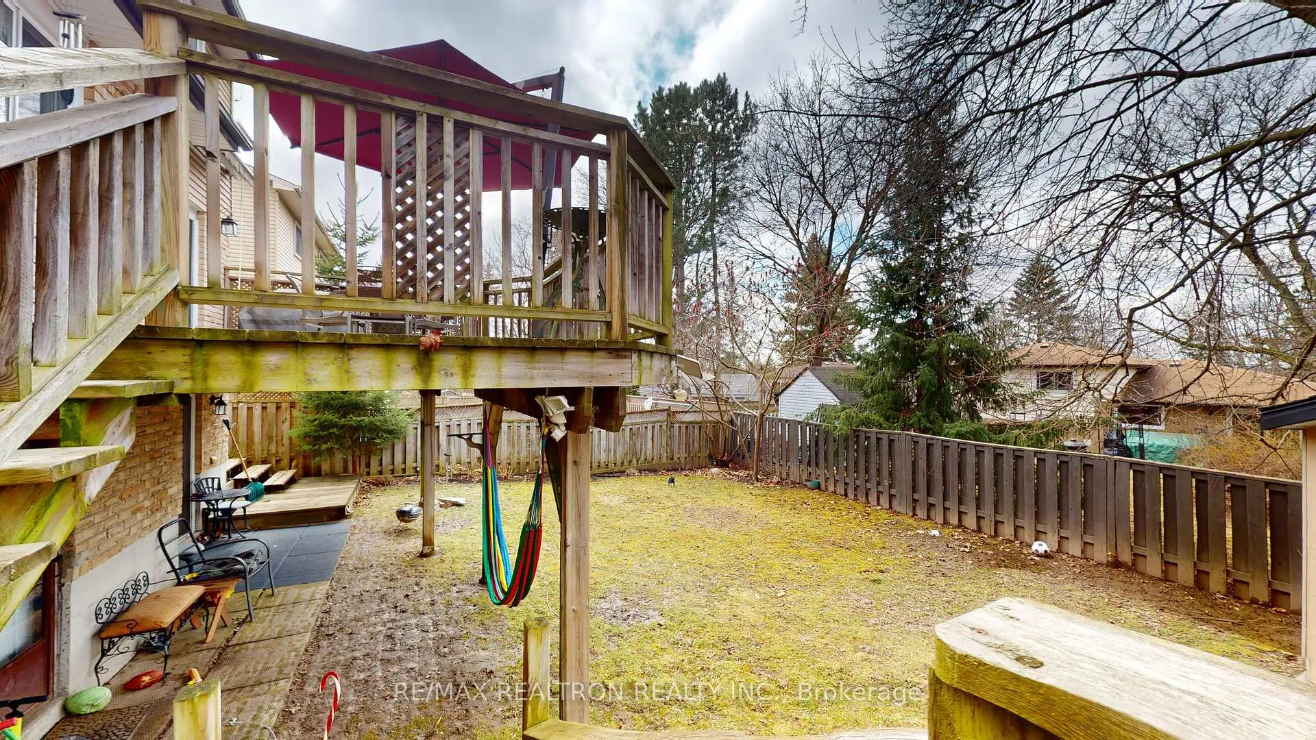 Photo 2 of Unit Lower, 855 Arnold Crescent, Newmarket, Gorham-College Manor — HOMEH