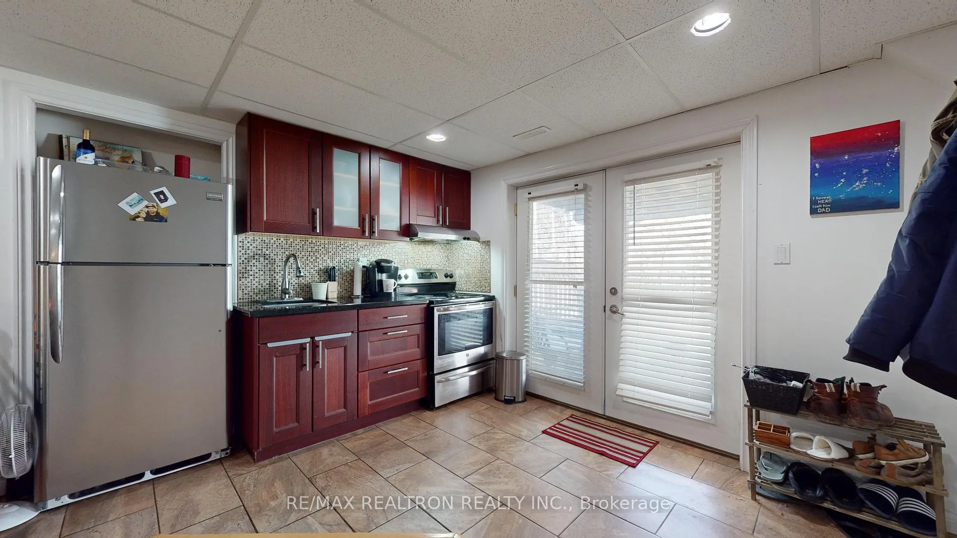 Photo 3 of Unit Lower, 855 Arnold Crescent, Newmarket, Gorham-College Manor — HOMEH