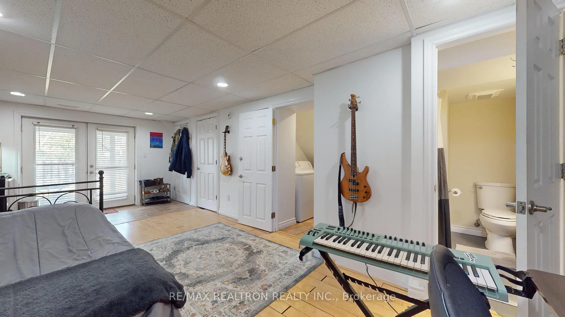 Photo 7 of Unit Lower, 855 Arnold Crescent, Newmarket, Gorham-College Manor — HOMEH