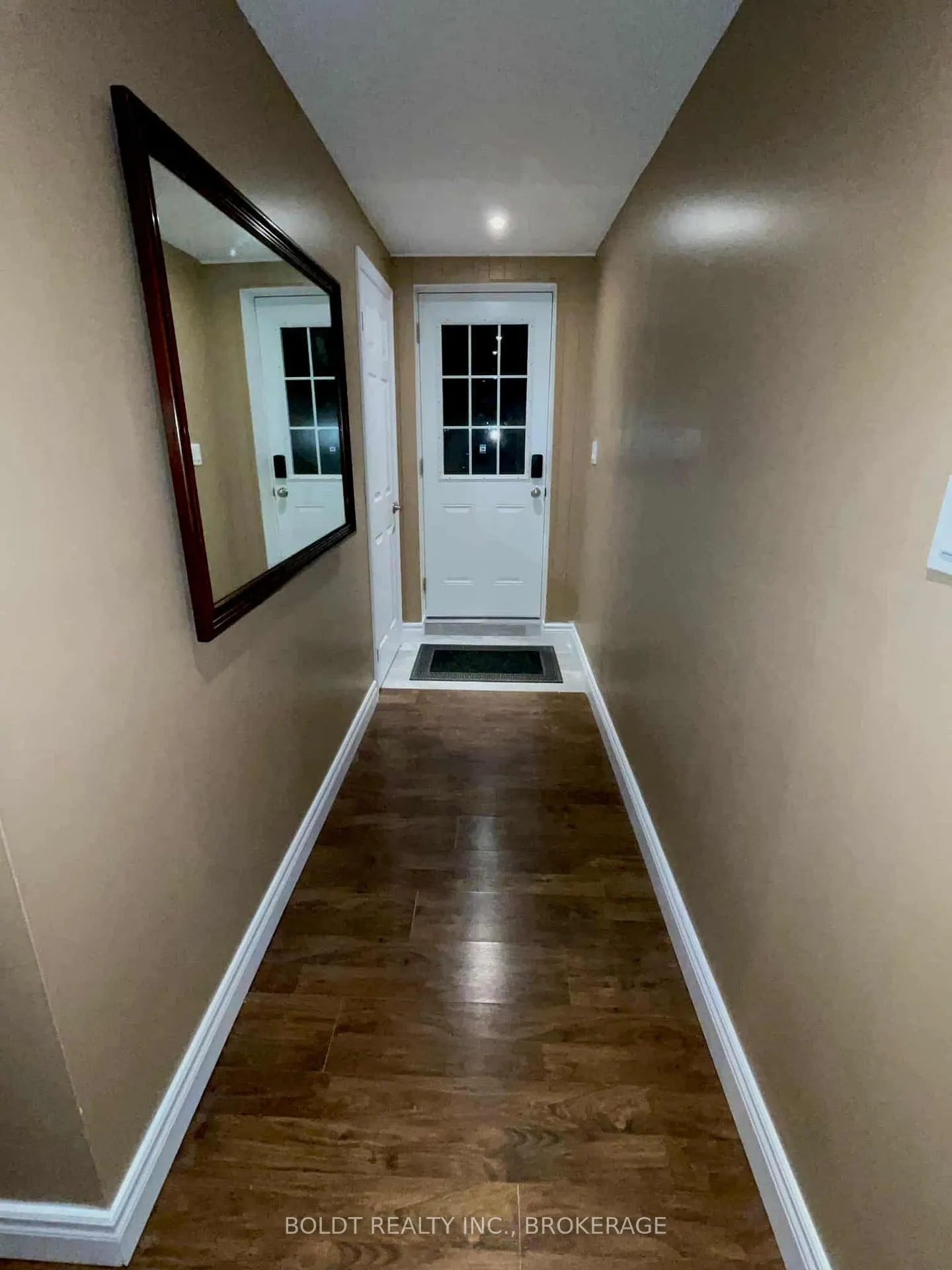 Photo 11 of 8084 Windsong Drive, Niagara Falls, Ascot — HOMEH