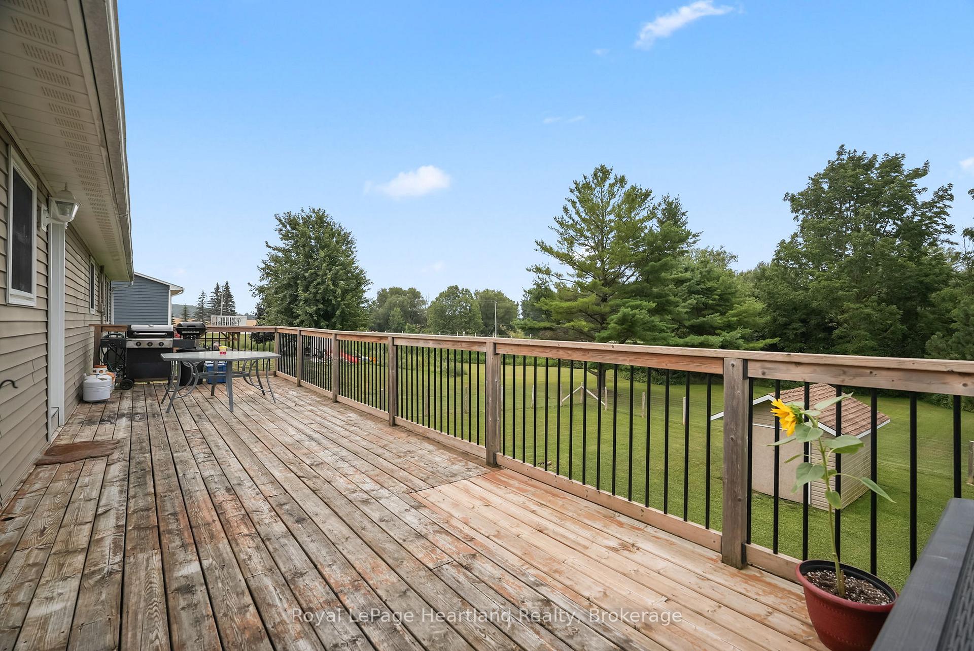 Photo 27 of 246 Diagonal Road, North Huron, Wingham — HOMEH