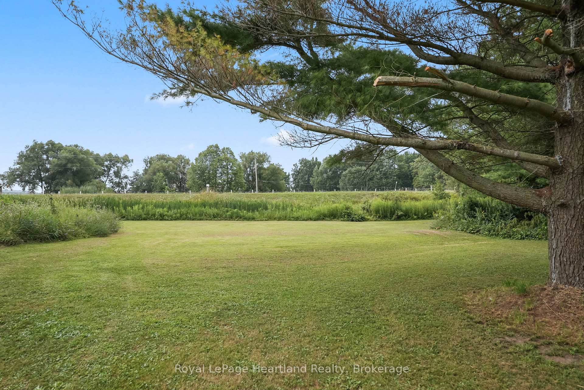 Photo 32 of 246 Diagonal Road, North Huron, Wingham — HOMEH