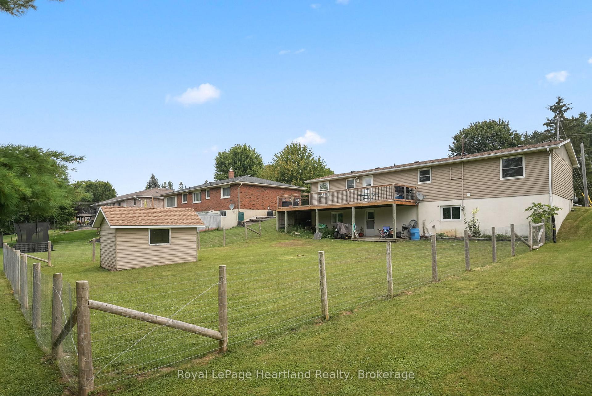 Photo 33 of 246 Diagonal Road, North Huron, Wingham — HOMEH