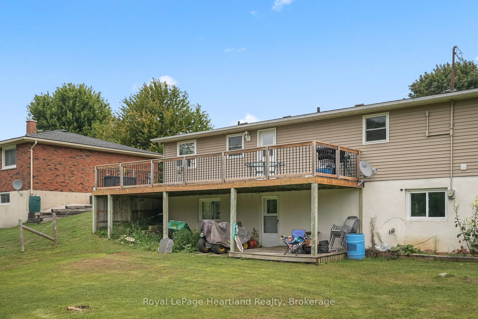Photo 34 of 246 Diagonal Road, North Huron, Wingham — HOMEH
