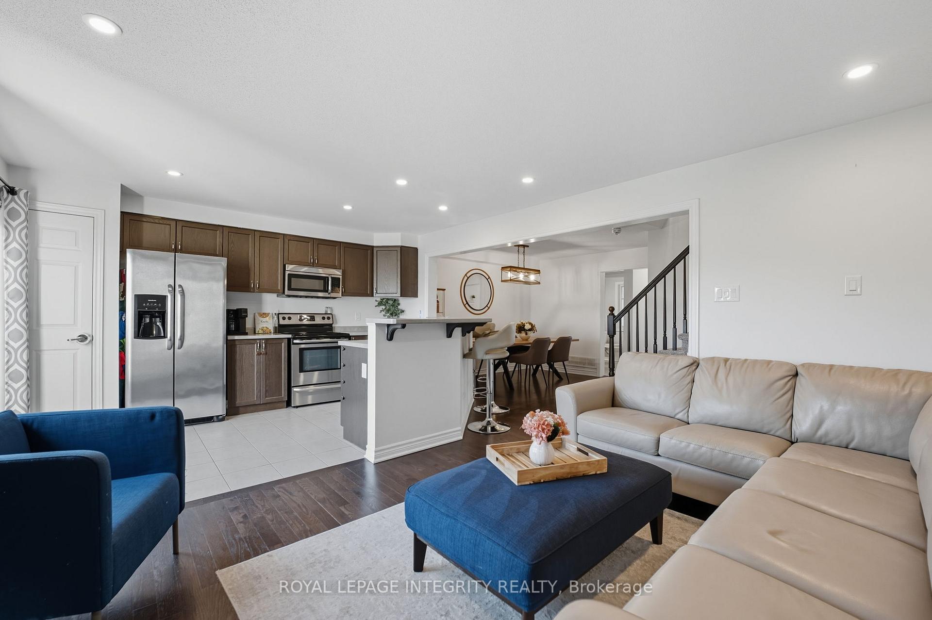 Photo 5 of 347 Willow Aster Circle, Ottawa, Avalon West — HOMEH