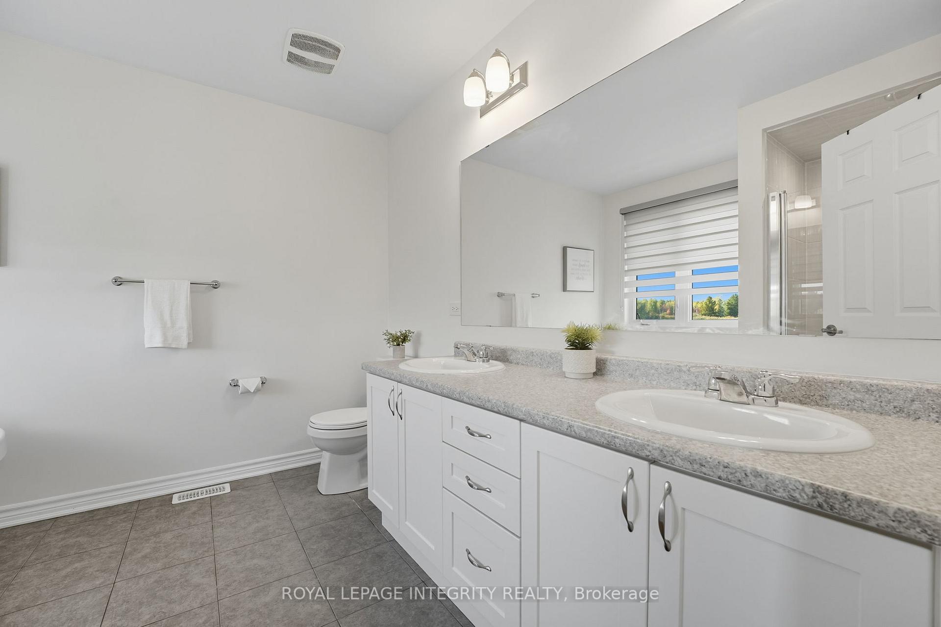 Photo 19 of 347 Willow Aster Circle, Ottawa, Avalon West — HOMEH