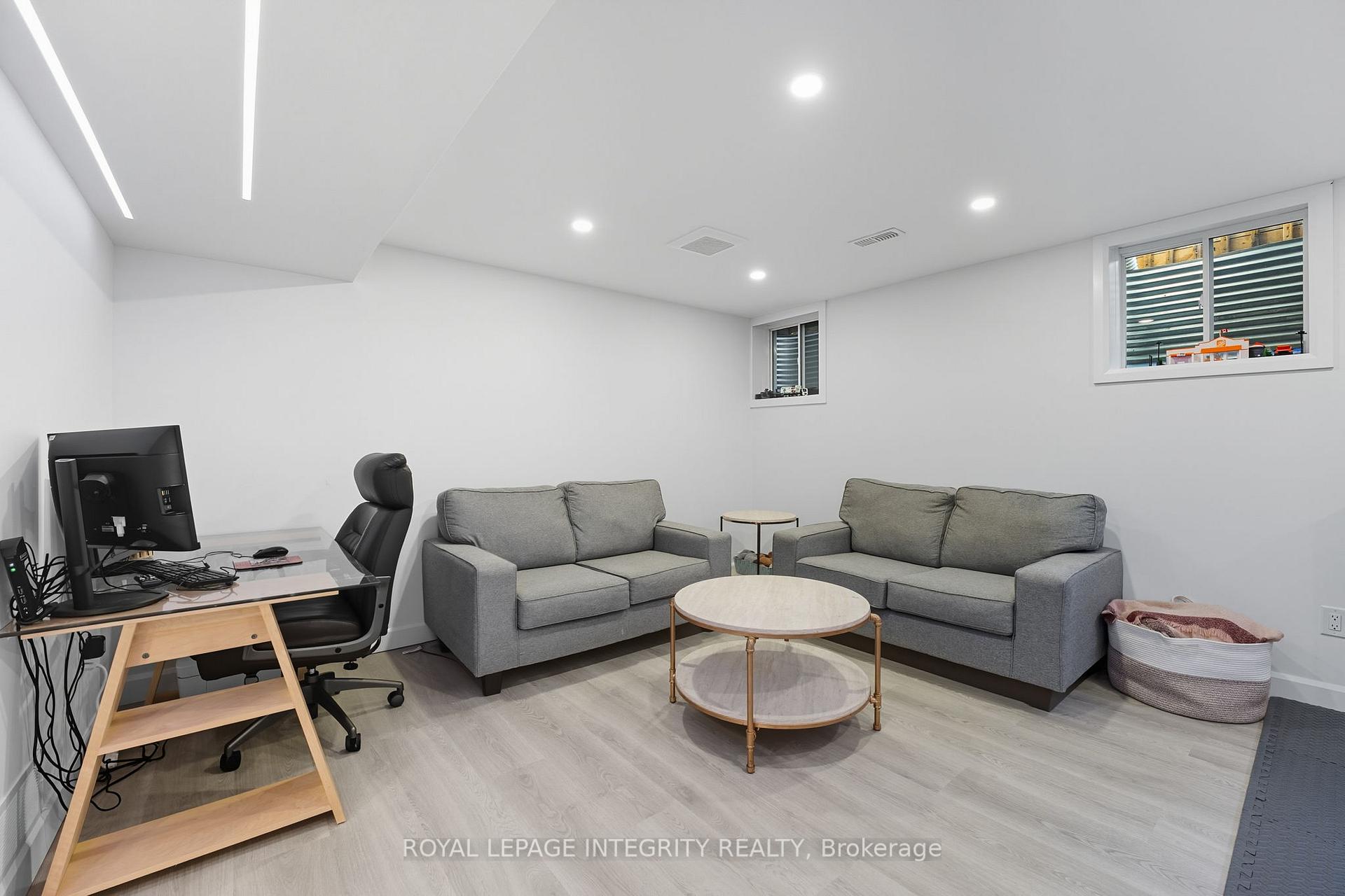 Photo 24 of 347 Willow Aster Circle, Ottawa, Avalon West — HOMEH
