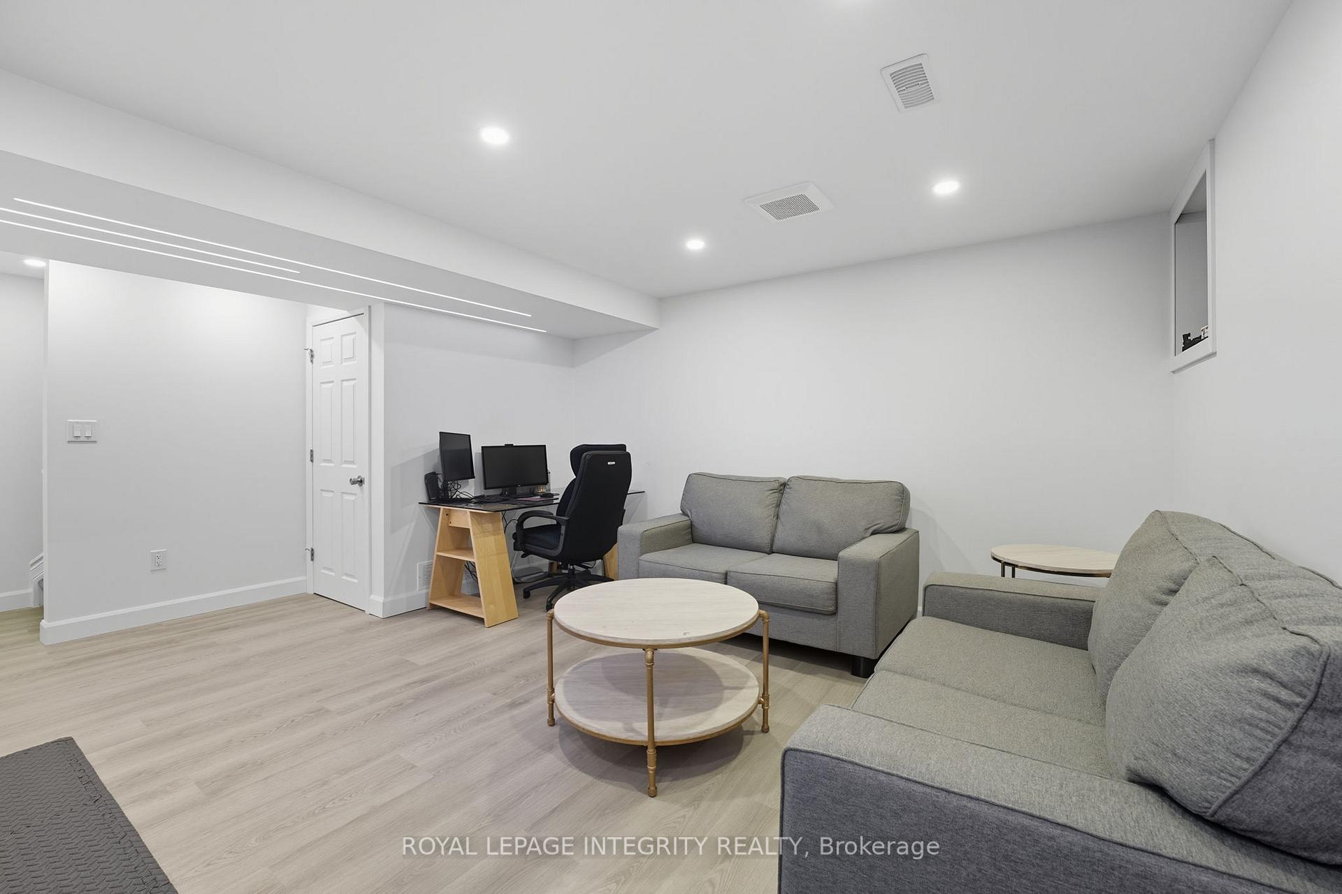 Photo 25 of 347 Willow Aster Circle, Ottawa, Avalon West — HOMEH