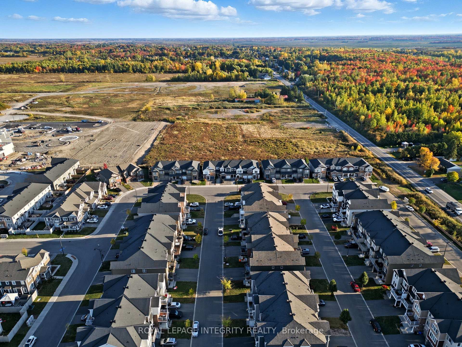 Photo 37 of 347 Willow Aster Circle, Ottawa, Avalon West — HOMEH