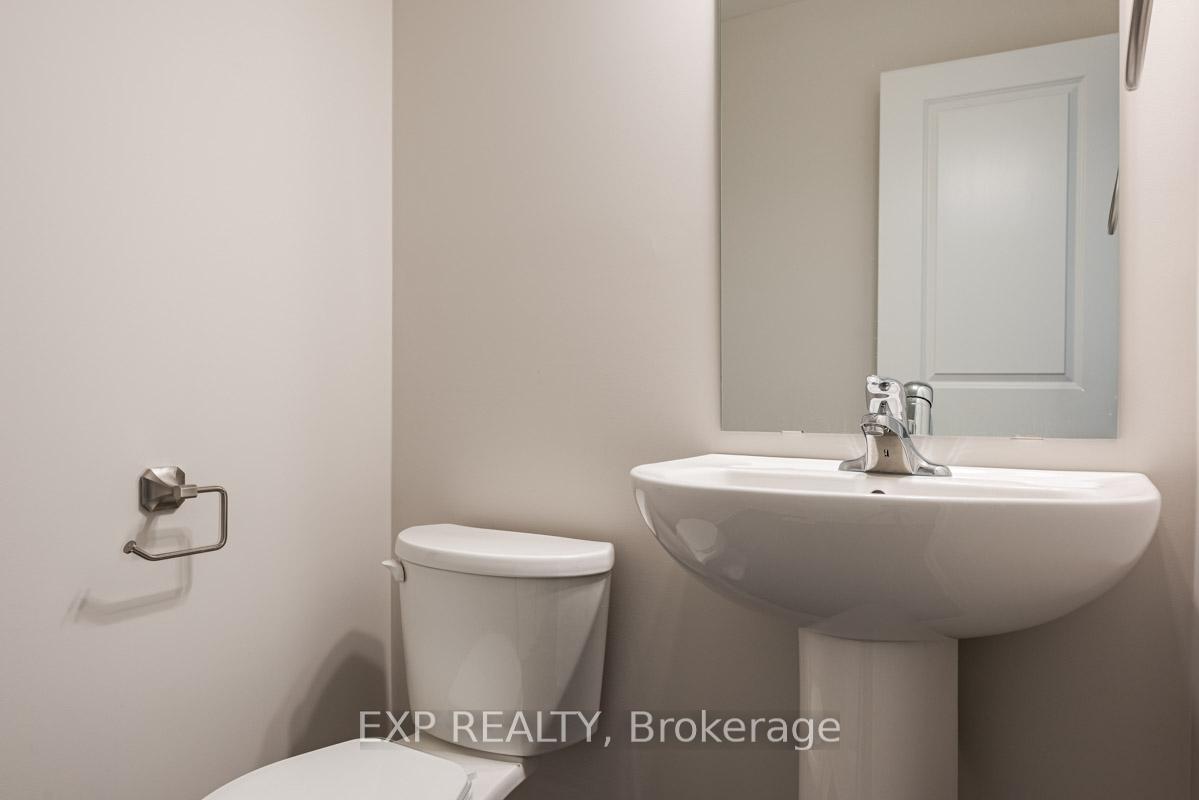 Photo 5 of 30 Lymburner Street, Pelham, Fonthill — HOMEH