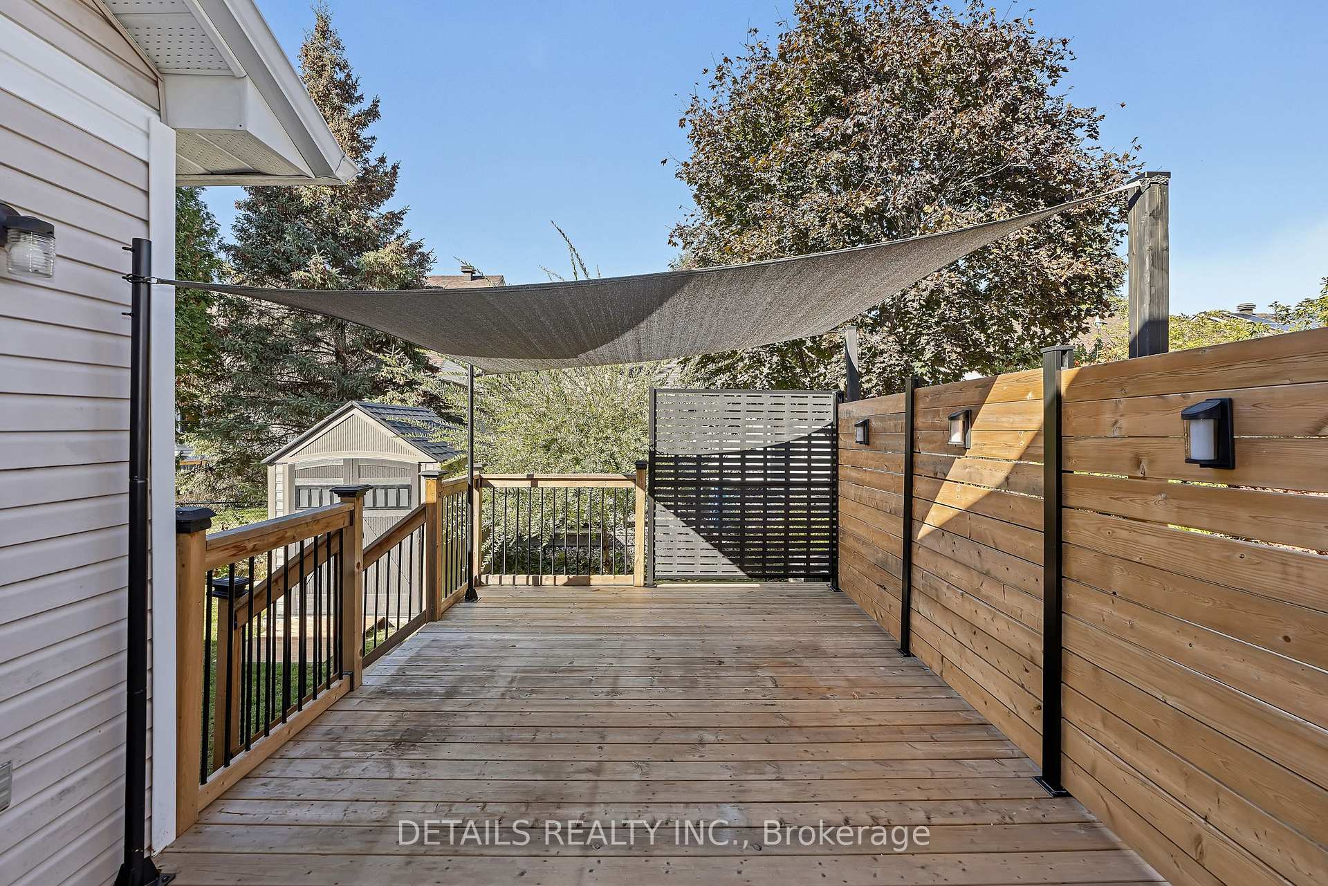 Photo 3 of 6121 Bristlecone Way, Ottawa, Chapel Hill South - Orleans Village — HOMEH