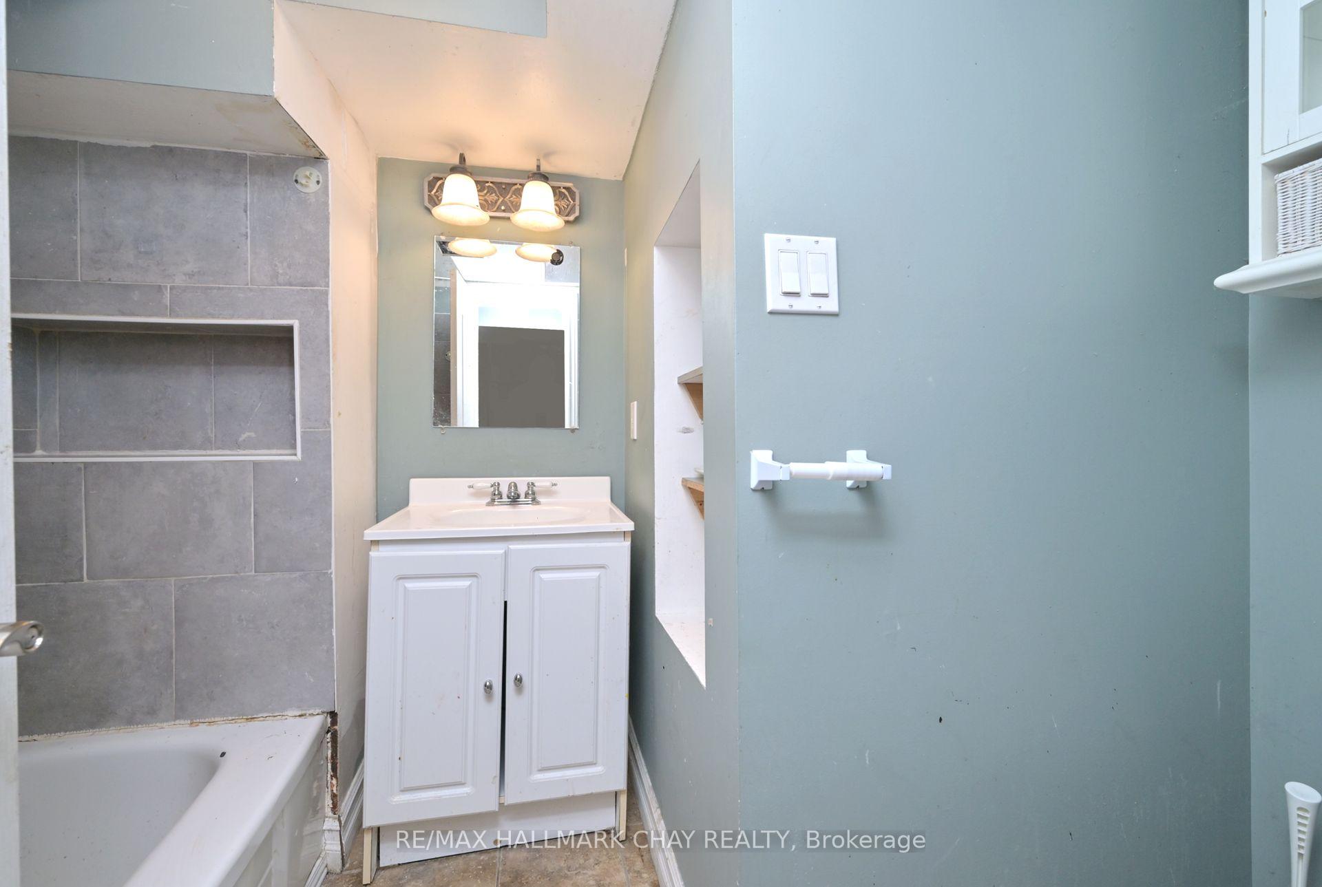 Photo 8 of 116 King Street S, New Tecumseth, Alliston — HOMEH