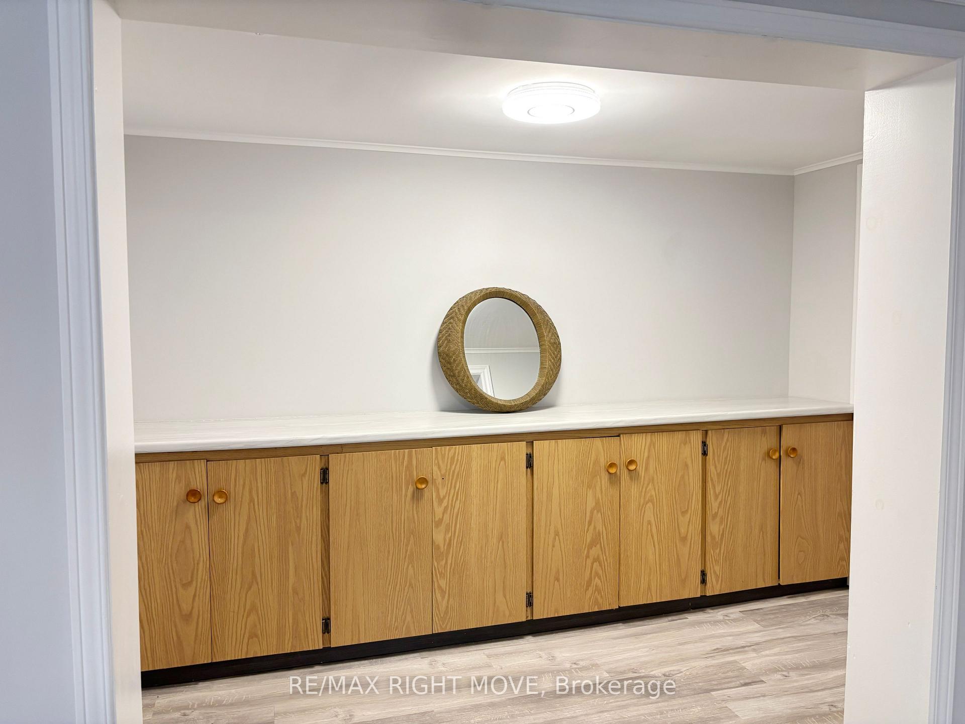 Photo 6 of Unit B, 12 Dalton Crescent, Orillia — HOMEH