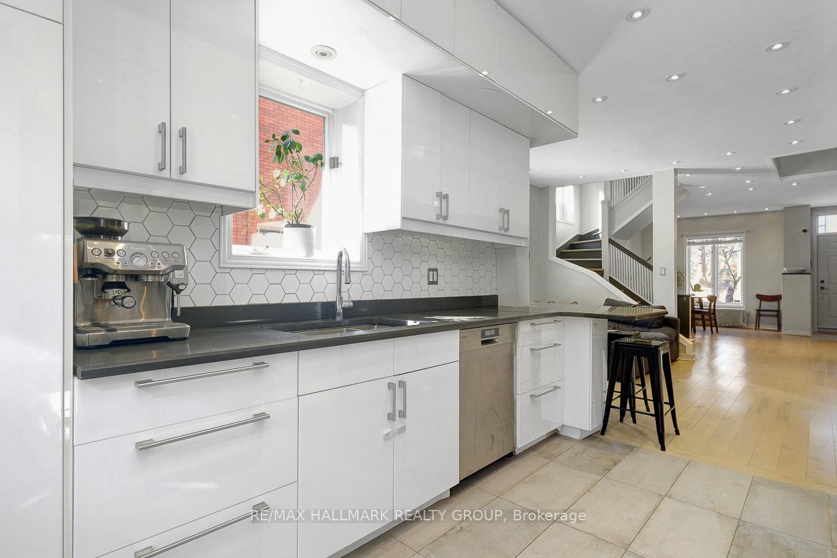 Photo 15 of 65 Macdonald Street, Ottawa, Ottawa Centre/Golden Triangle — HOMEH