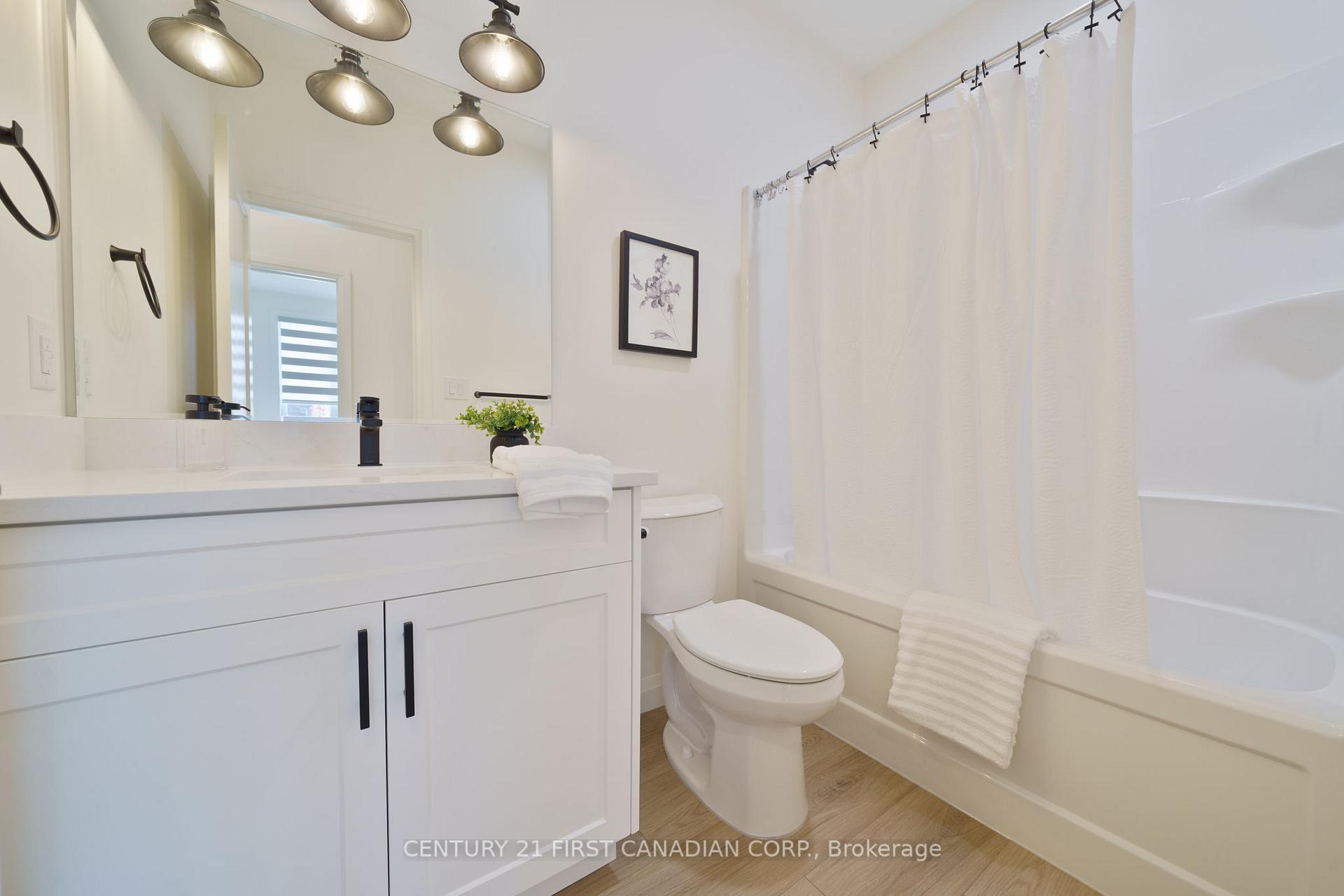 Photo 7 of Unit 7, 32 Postma Crescent, North Middlesex, Alisa Craig — HOMEH
