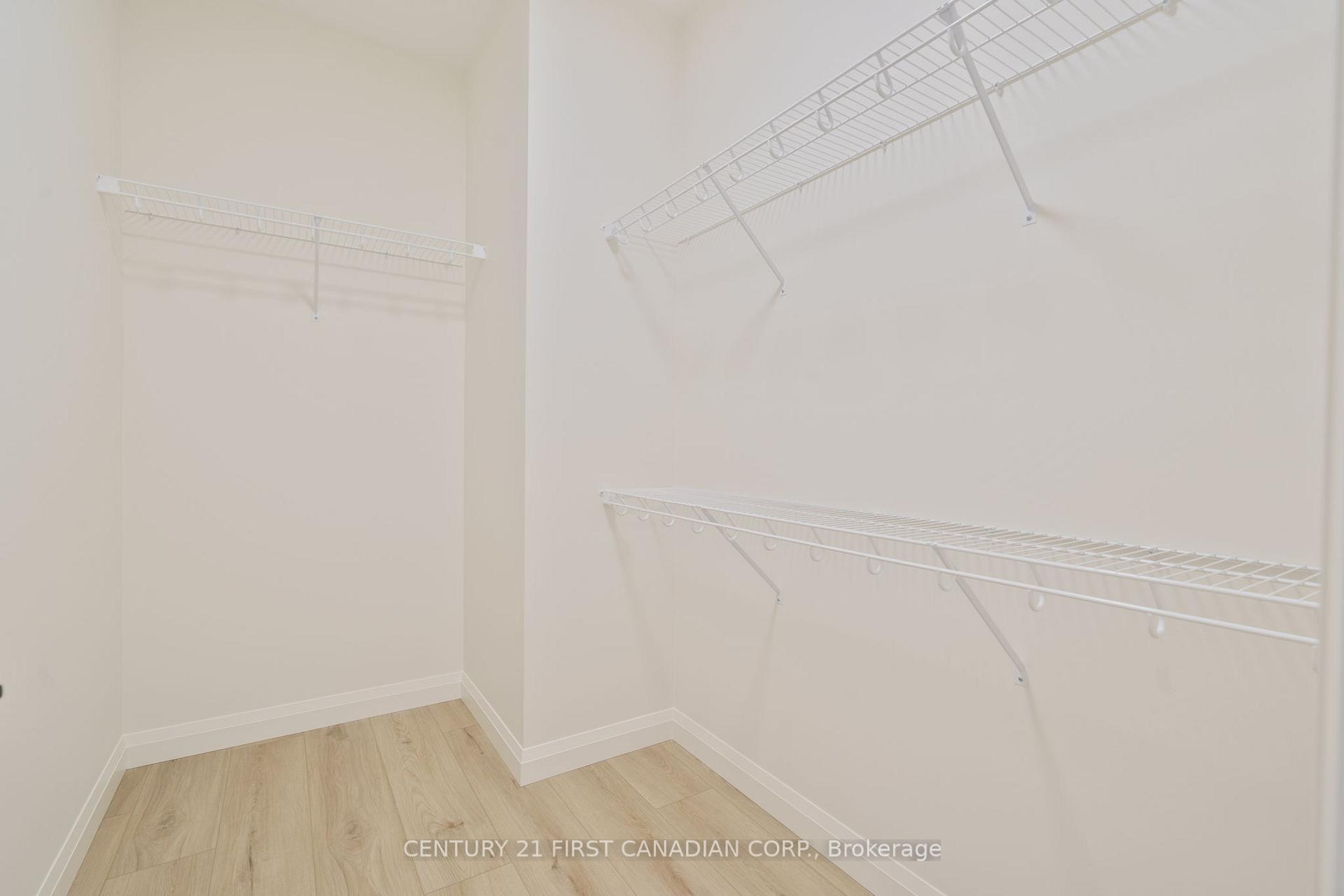 Photo 21 of Unit 7, 32 Postma Crescent, North Middlesex, Alisa Craig — HOMEH