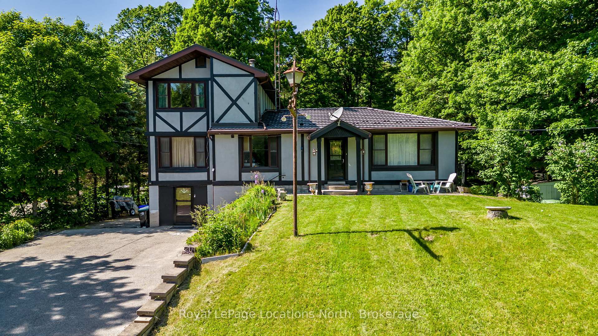 Photo 1 of 8726 9 Highway, New Tecumseth, Tottenham — HOMEH