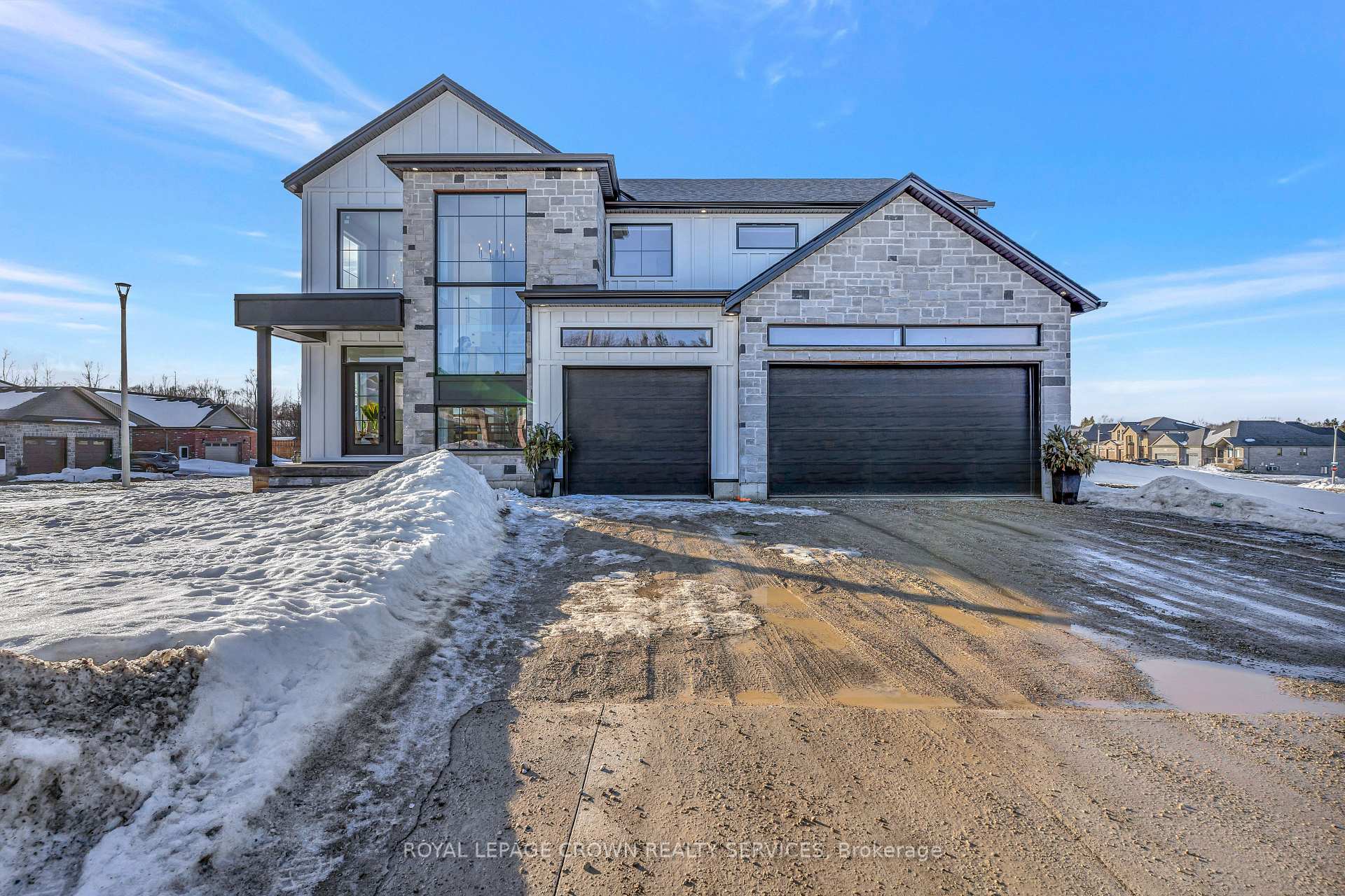 Photo 1 of 50 Avery Place, Perth East, Milverton — HOMEH