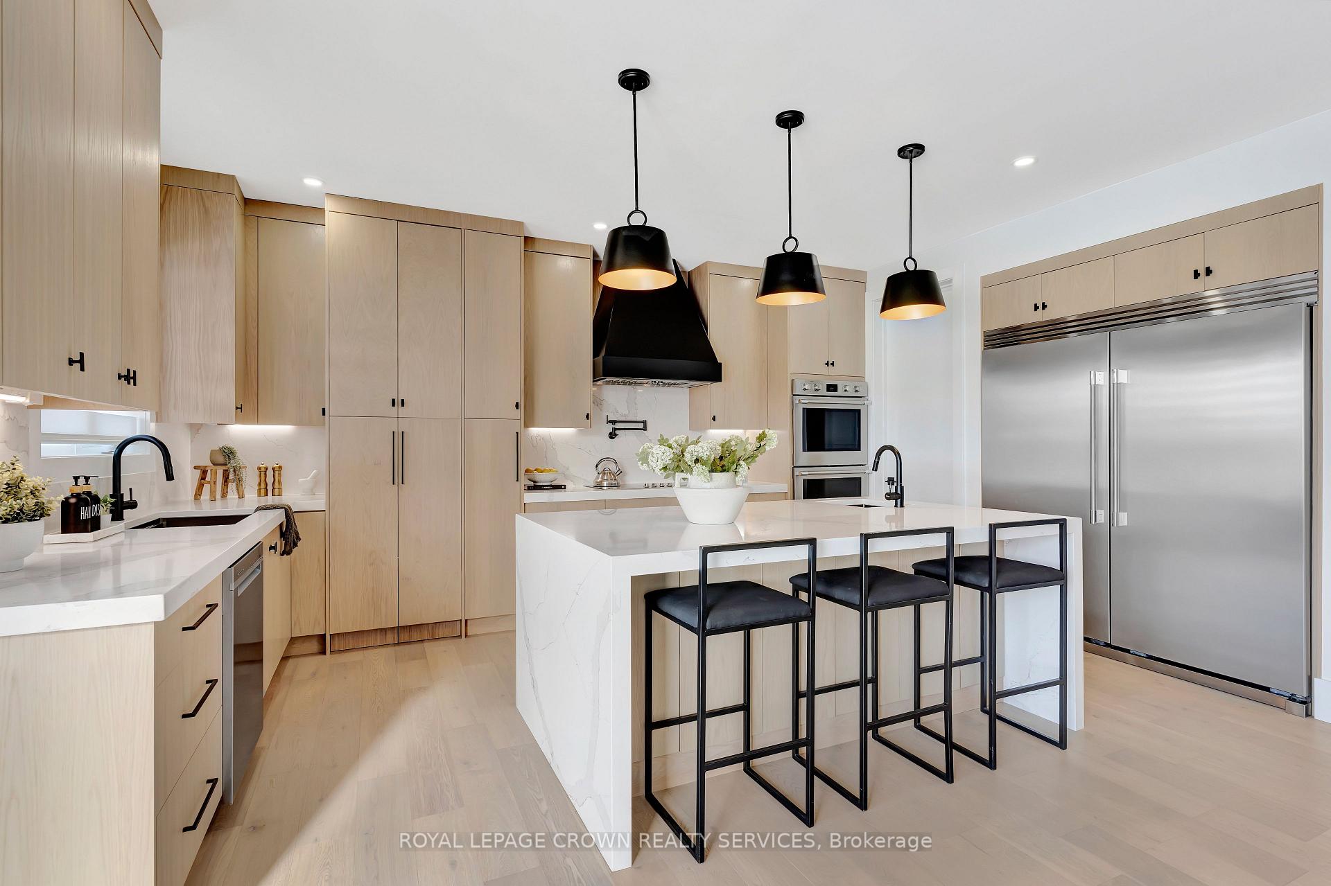 Photo 16 of 50 Avery Place, Perth East, Milverton — HOMEH