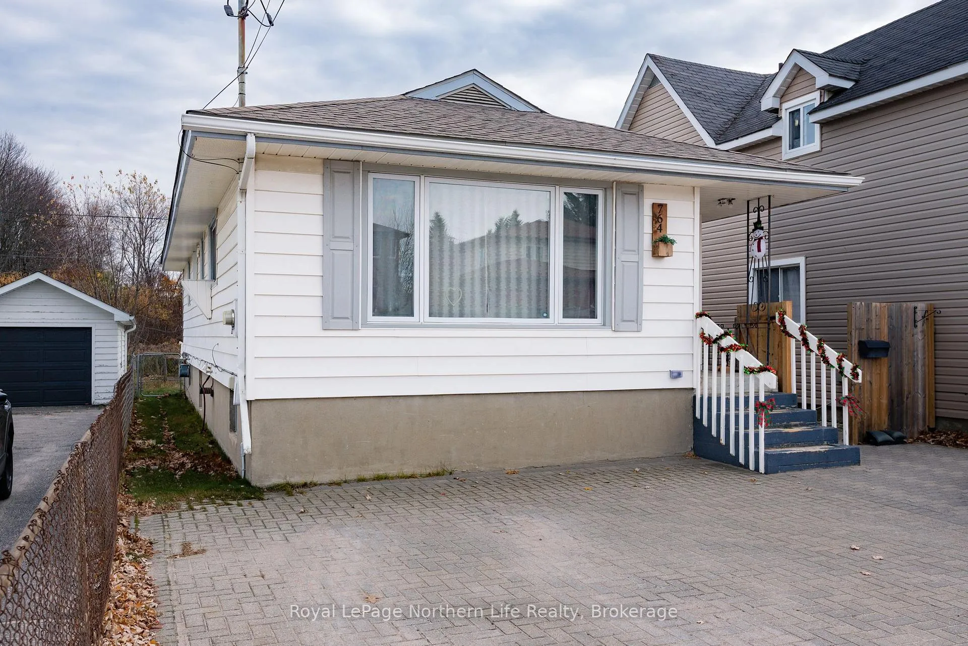 Photo 2 of 764 O'Brien Street, North Bay, Central — HOMEH