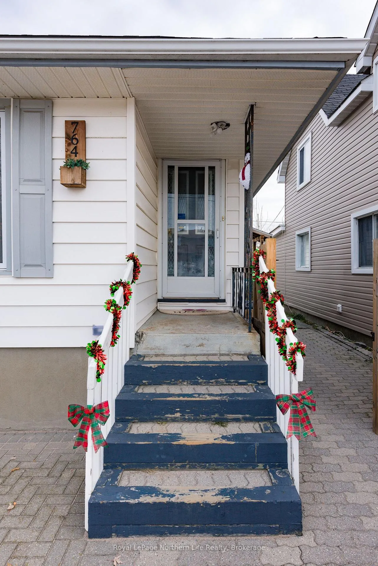 Photo 3 of 764 O'Brien Street, North Bay, Central — HOMEH