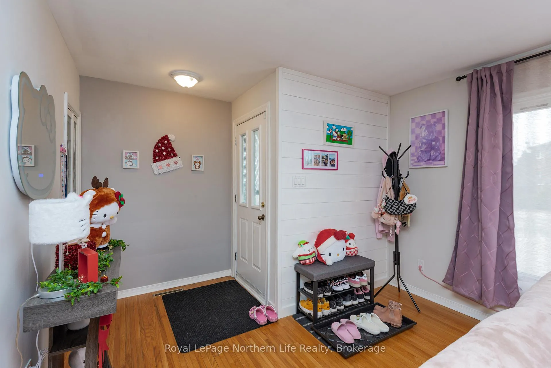 Photo 4 of 764 O'Brien Street, North Bay, Central — HOMEH