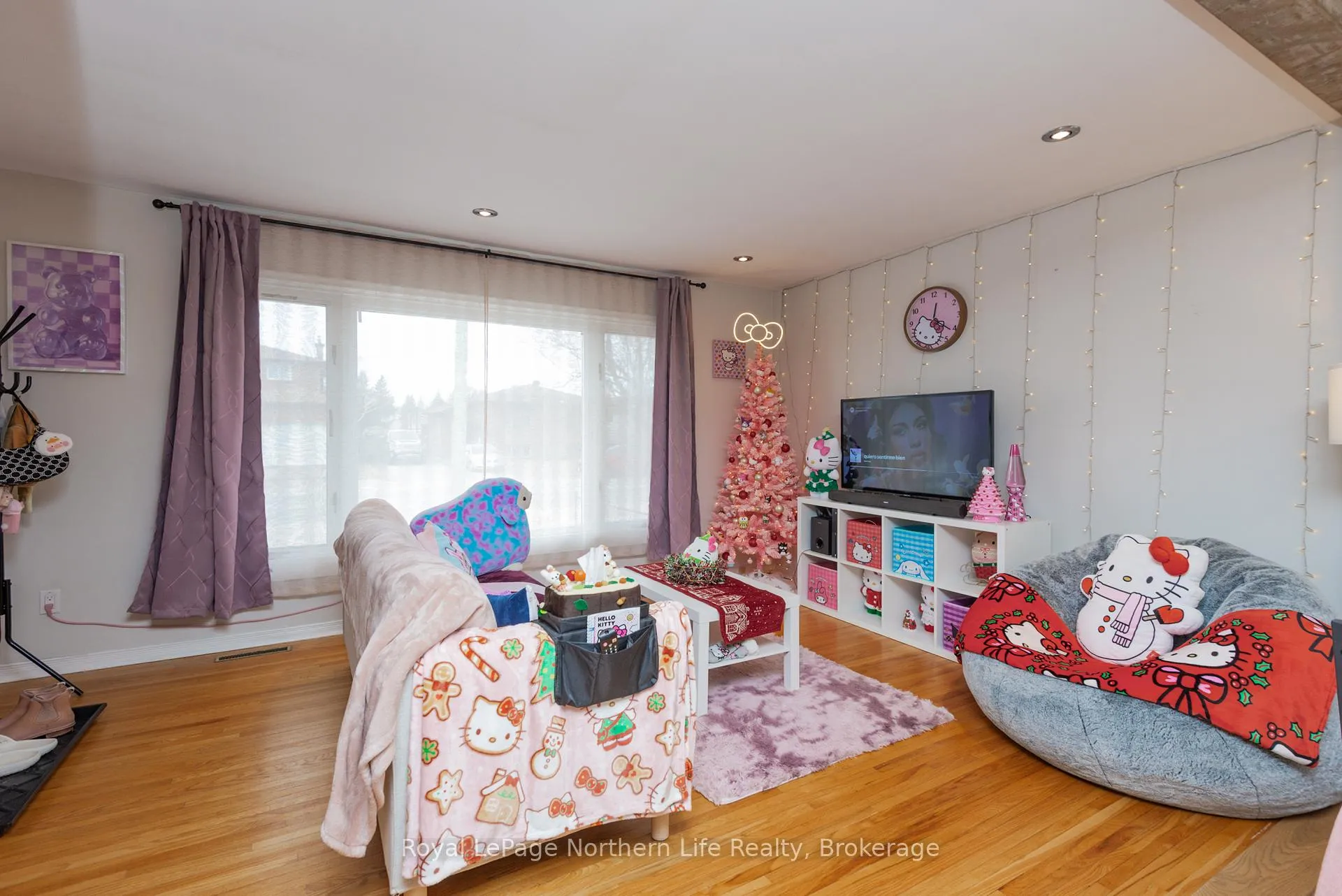 Photo 5 of 764 O'Brien Street, North Bay, Central — HOMEH
