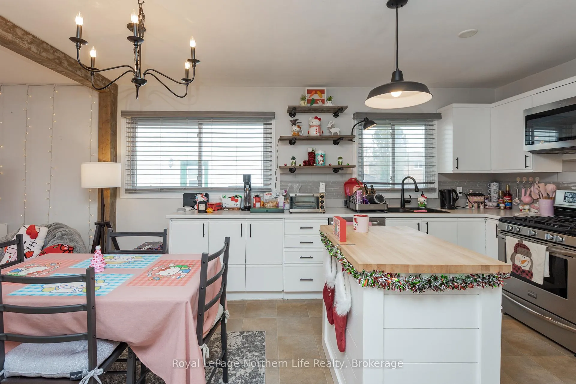 Photo 9 of 764 O'Brien Street, North Bay, Central — HOMEH