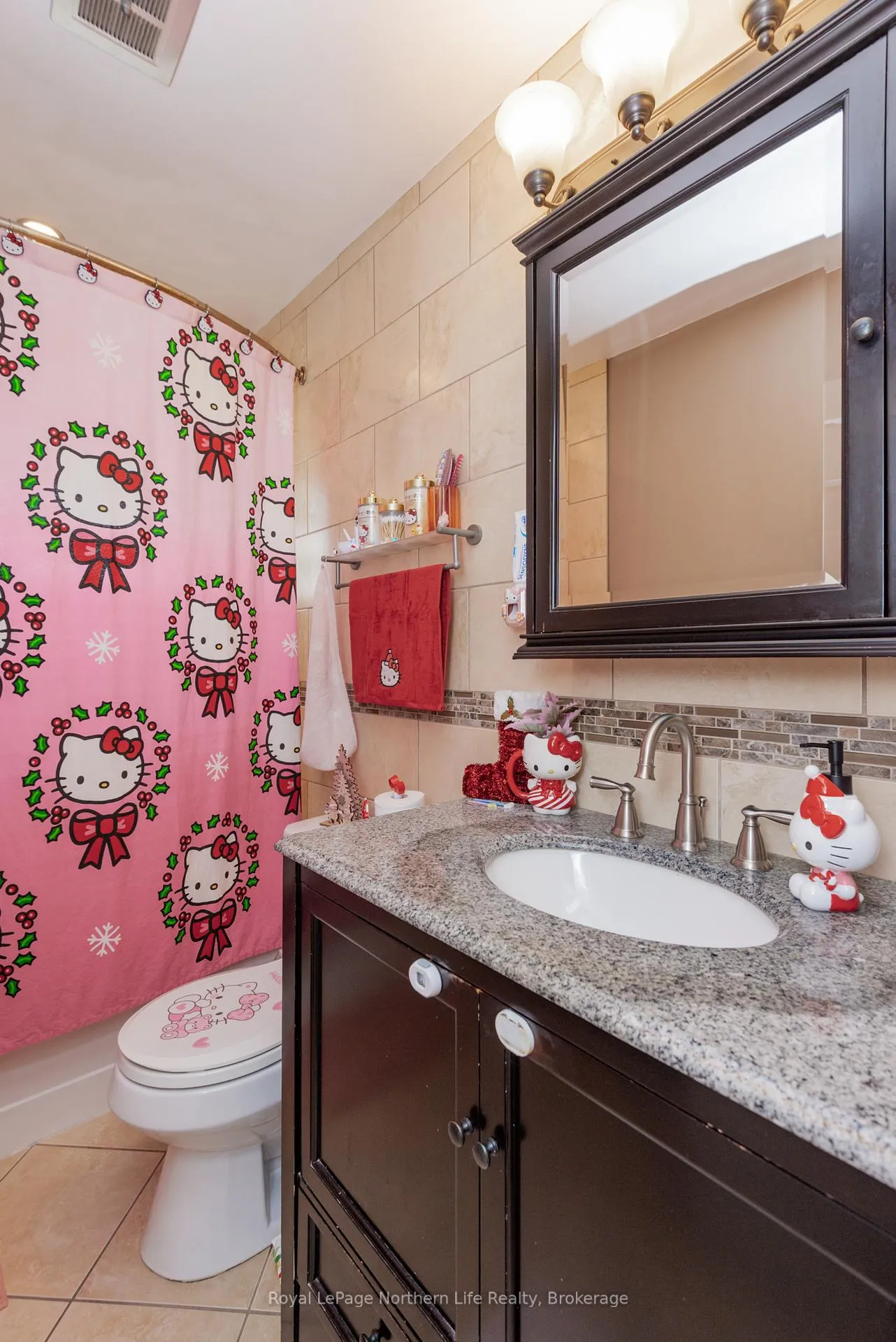 Photo 17 of 764 O'Brien Street, North Bay, Central — HOMEH