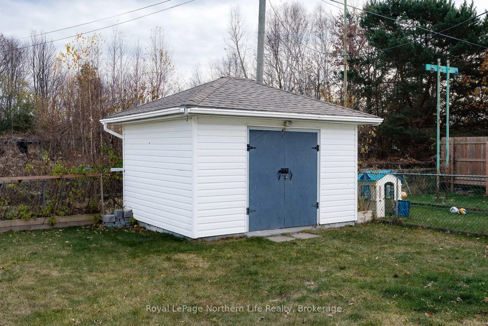 Photo 49 of 764 O'Brien Street, North Bay, Central — HOMEH