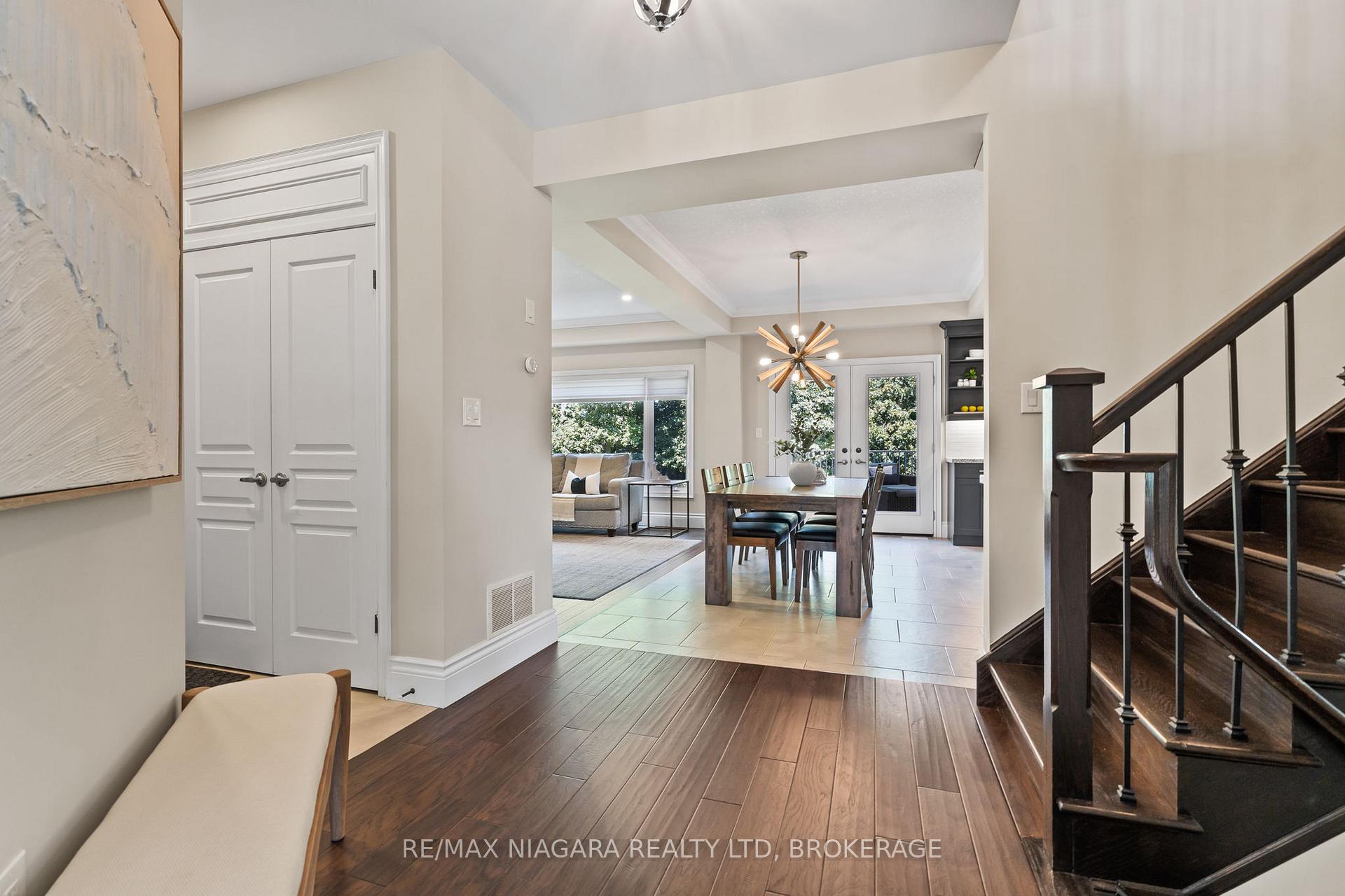 Photo 6 of 54 Philmori Boulevard, Pelham, Fonthill — HOMEH