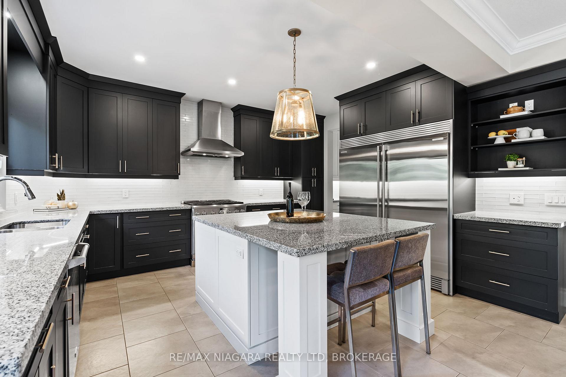Photo 8 of 54 Philmori Boulevard, Pelham, Fonthill — HOMEH
