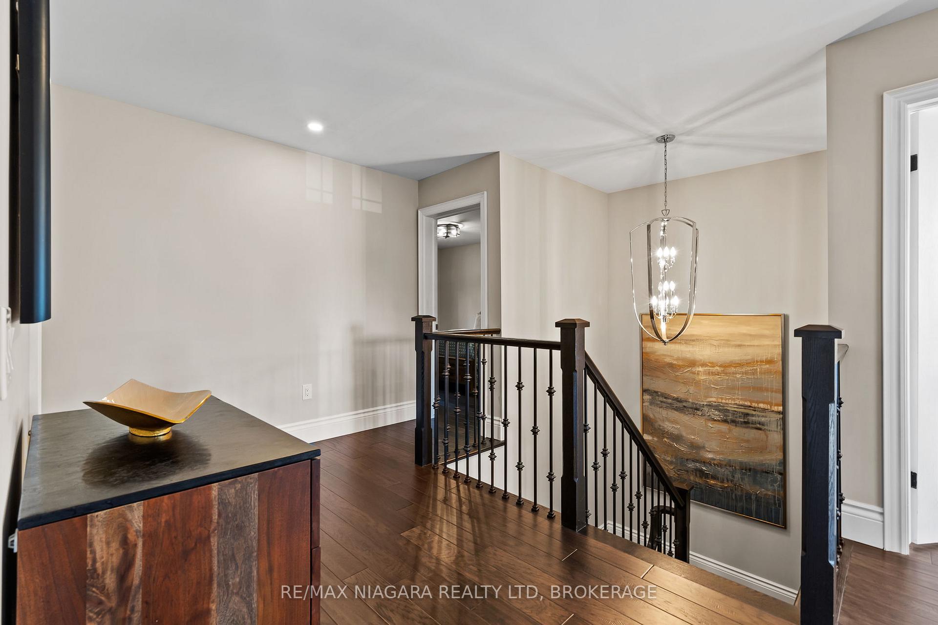 Photo 22 of 54 Philmori Boulevard, Pelham, Fonthill — HOMEH