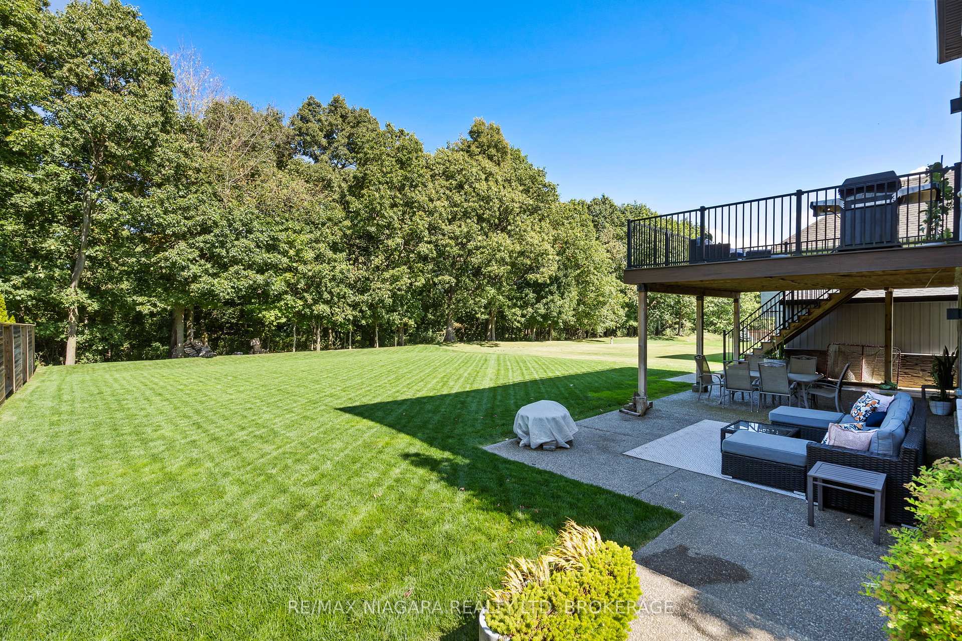 Photo 36 of 54 Philmori Boulevard, Pelham, Fonthill — HOMEH