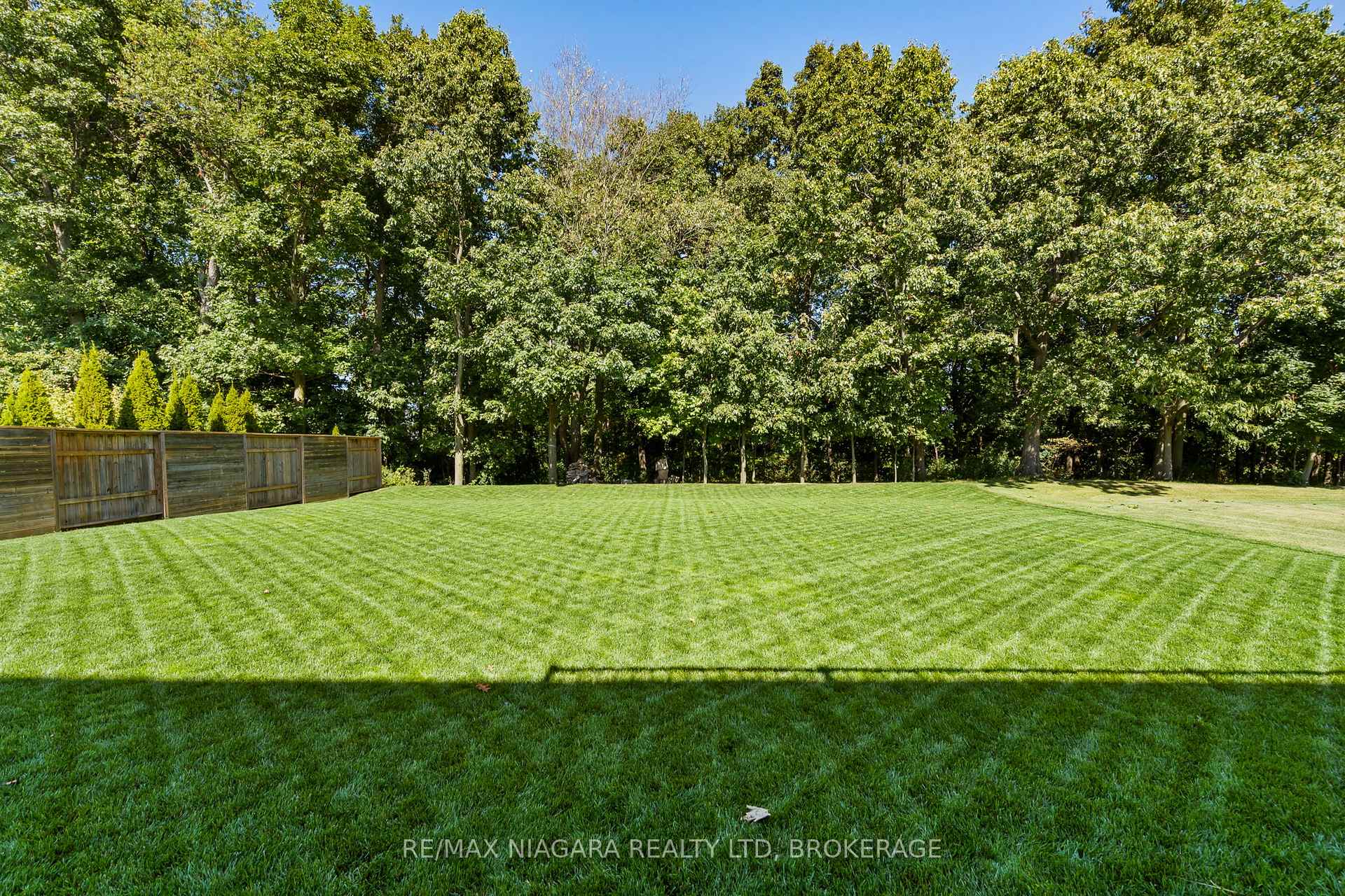 Photo 37 of 54 Philmori Boulevard, Pelham, Fonthill — HOMEH