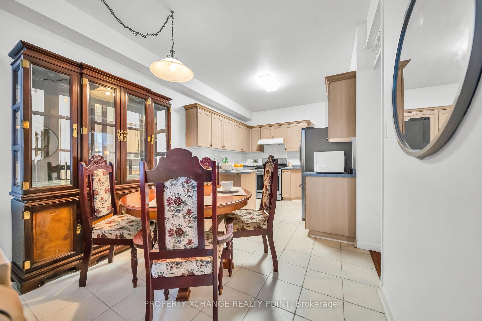 Photo 14 of 1187 Springbank Drive, Oshawa, Pinecrest — HOMEH