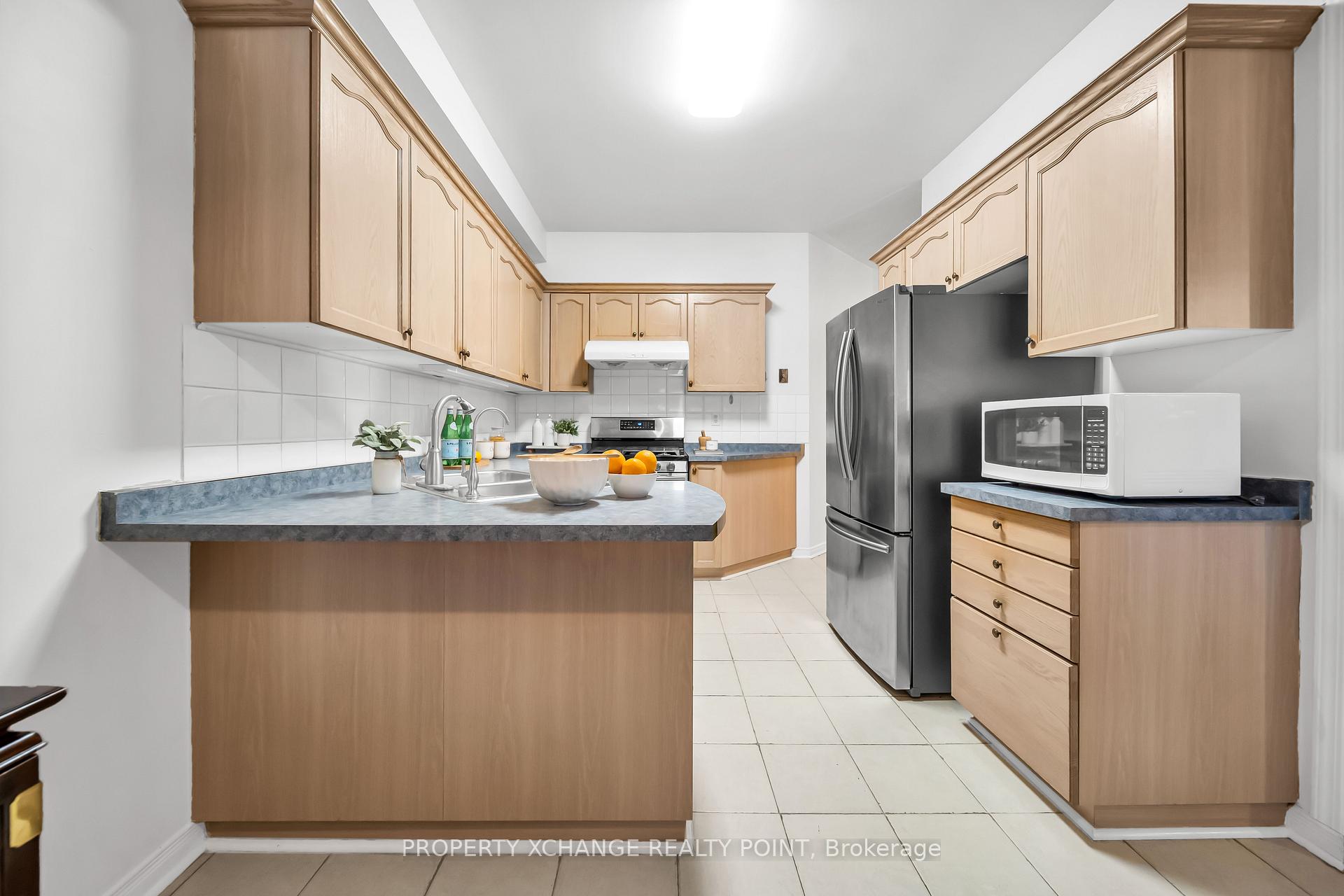 Photo 17 of 1187 Springbank Drive, Oshawa, Pinecrest — HOMEH