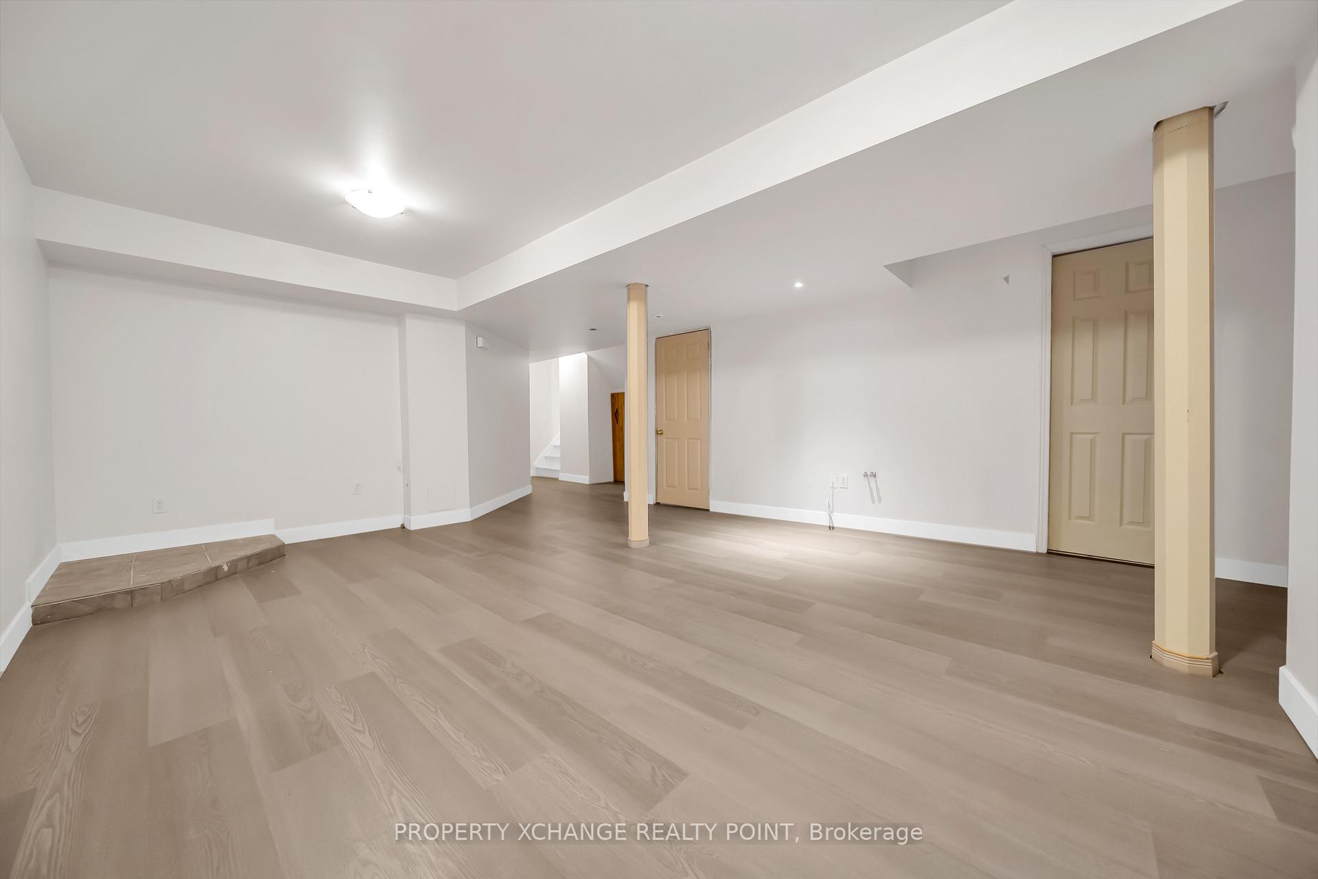 Photo 32 of 1187 Springbank Drive, Oshawa, Pinecrest — HOMEH