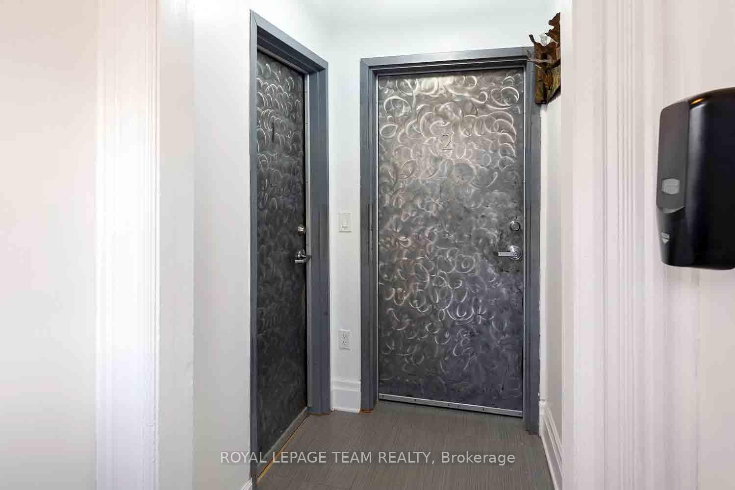 Photo 3 of Unit 2, 72 Maclaren Street, Ottawa, Ottawa Centre/Golden Triangle — HOMEH
